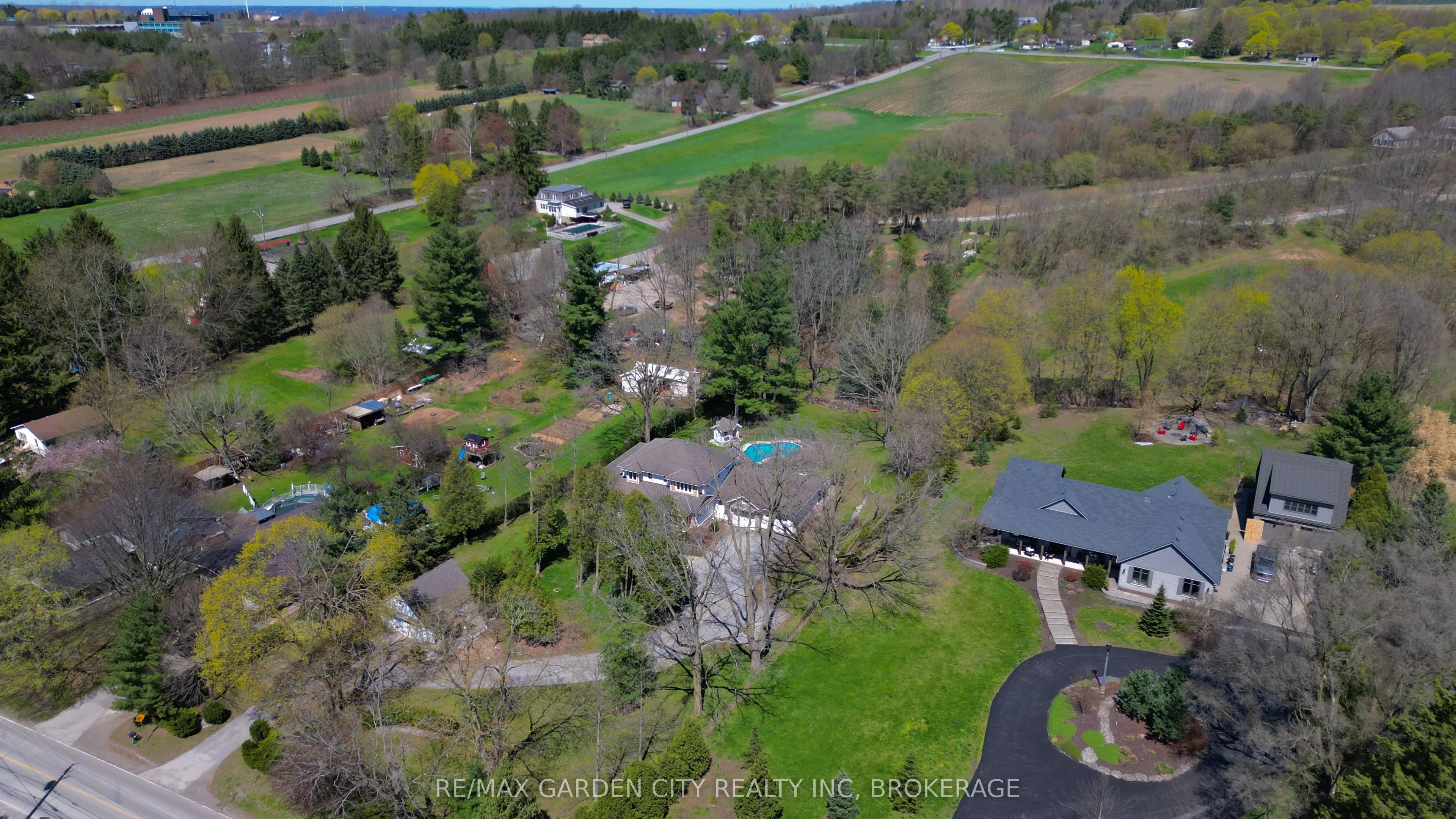 273 Canboro Road