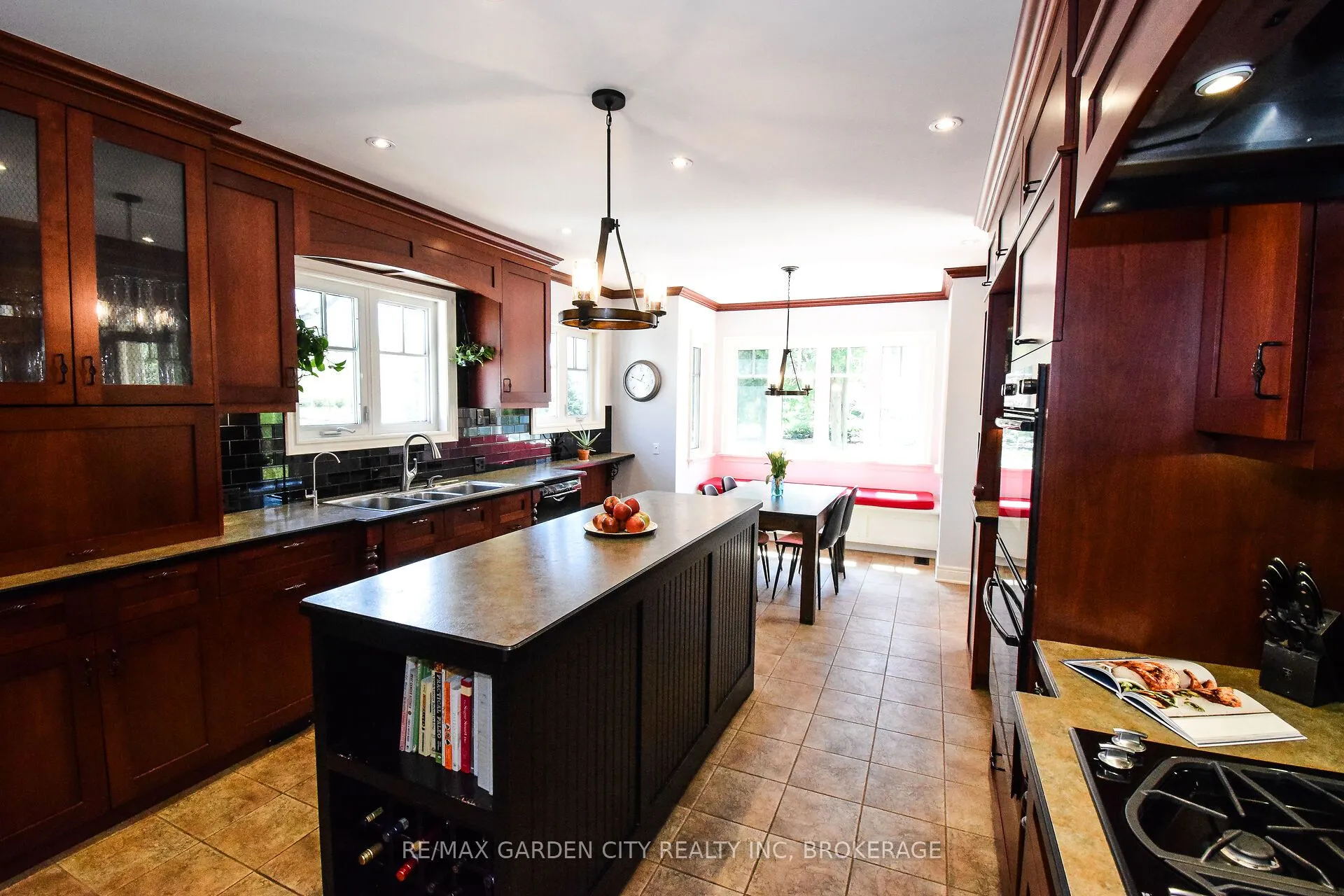 273 Canboro Road