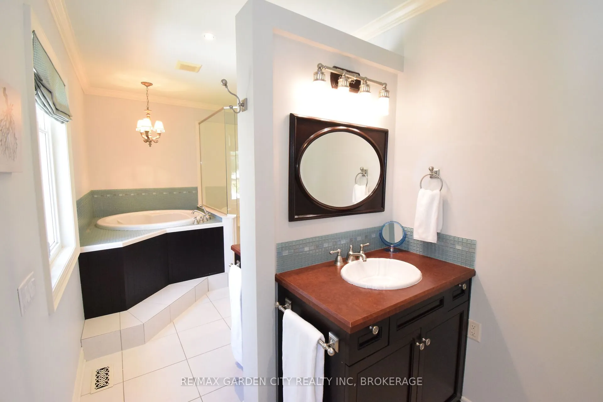 273 Canboro Road