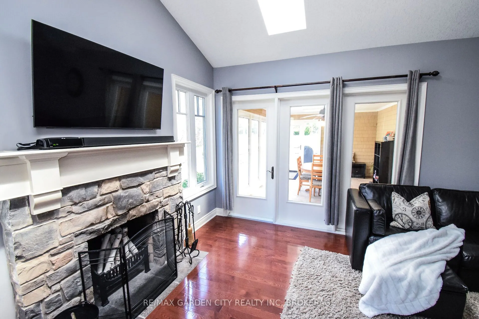 273 Canboro Road