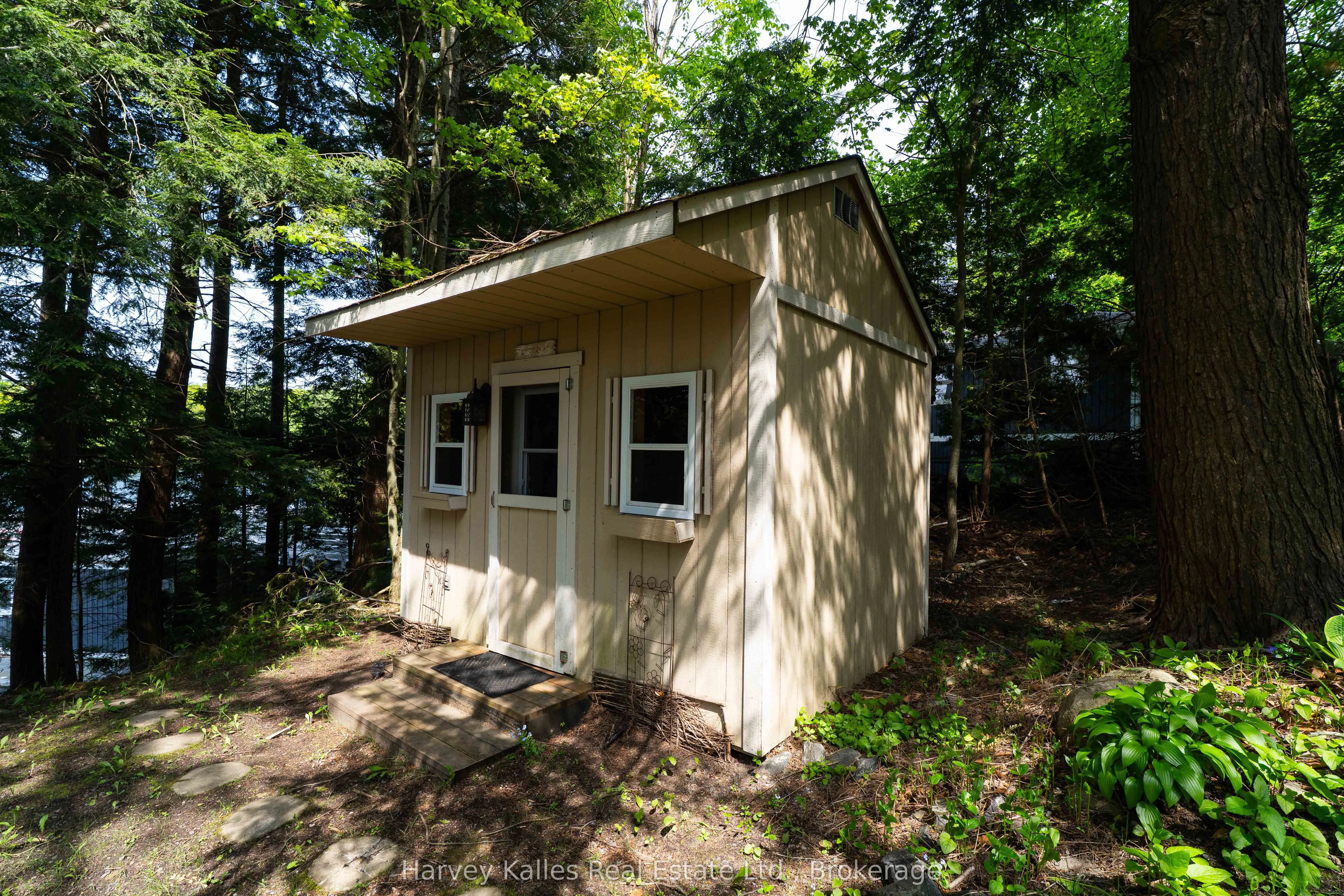 1648 Acton Island Road