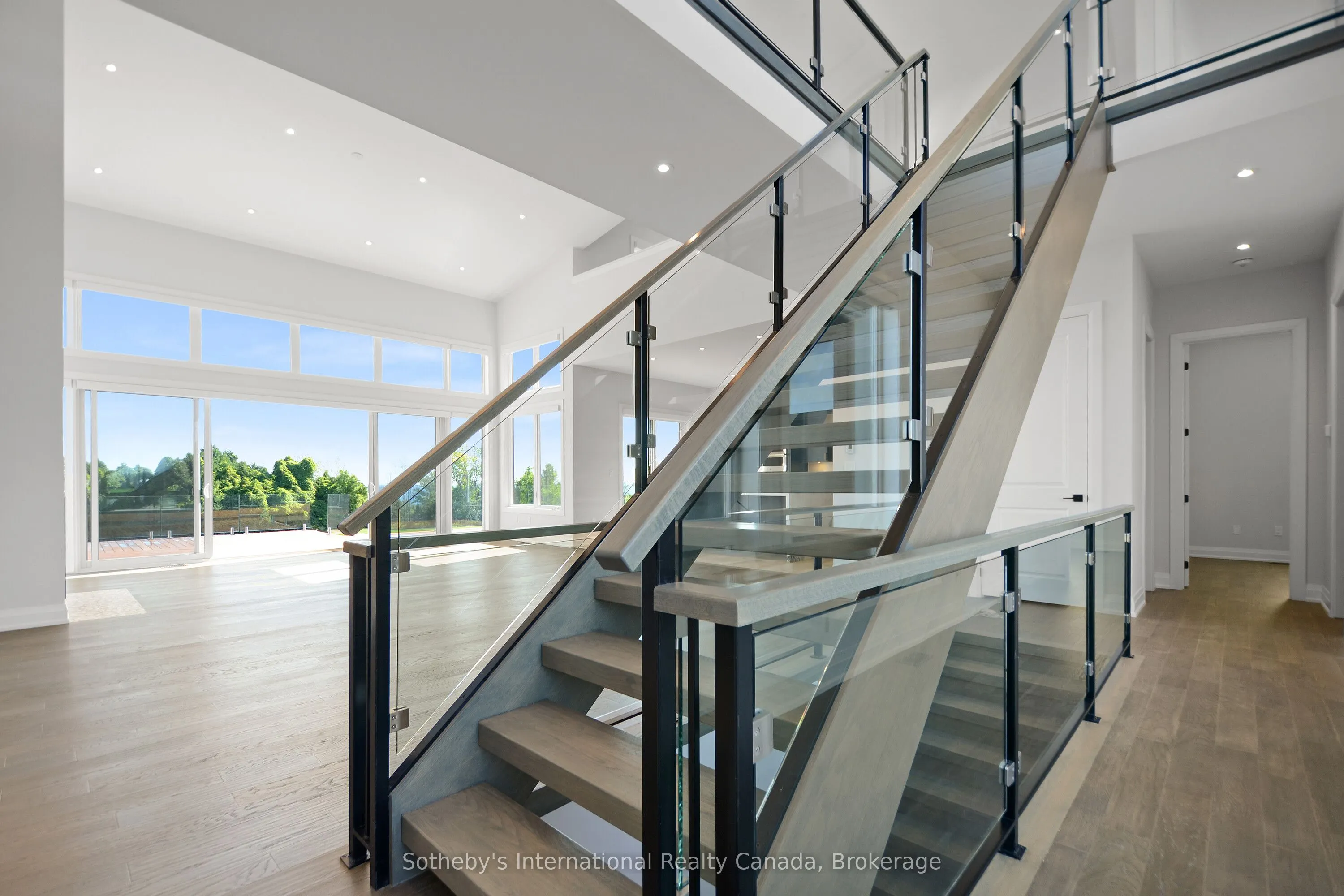 101 Sladden Court