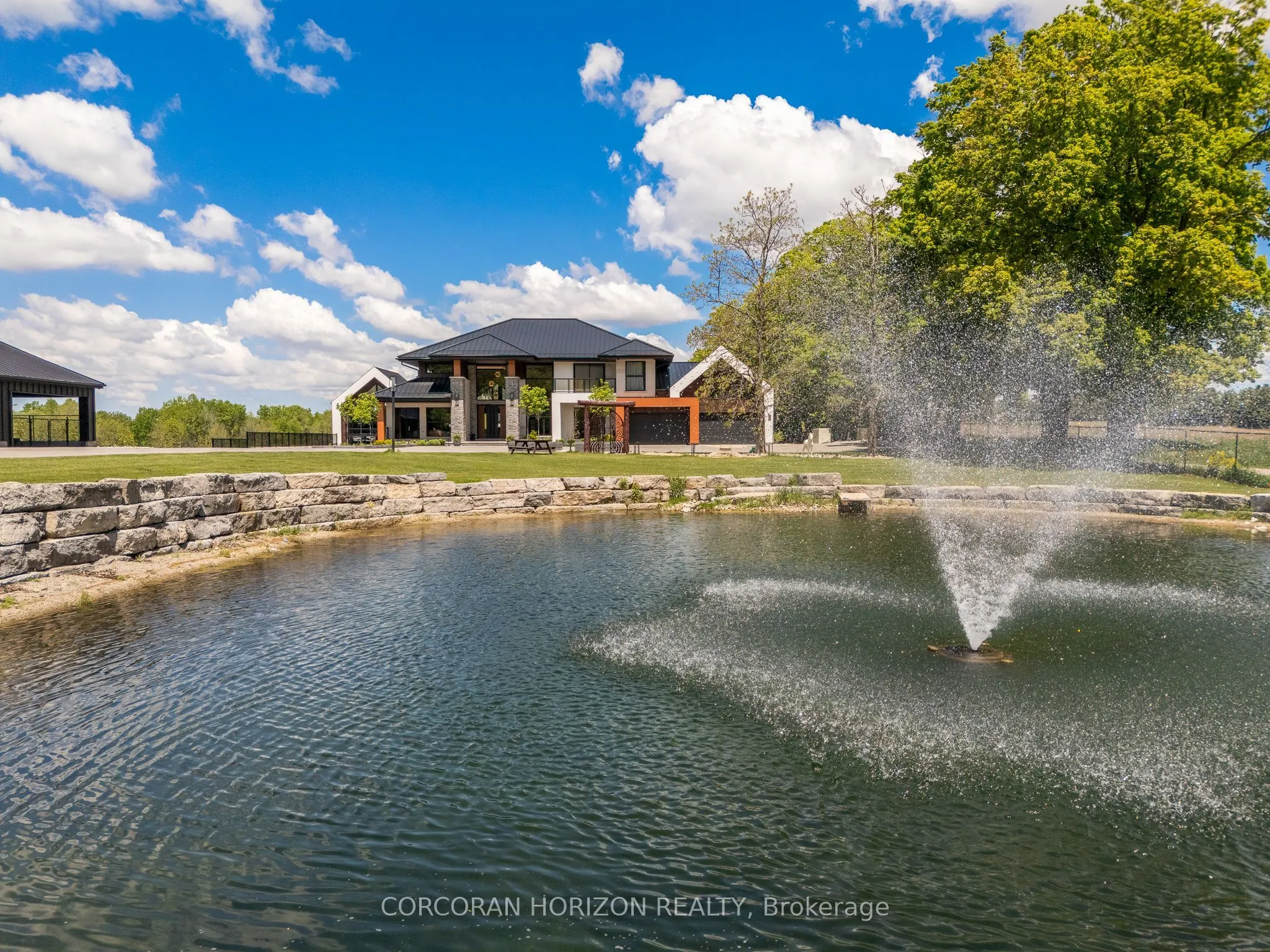 6576 Wellington County Rd 34
