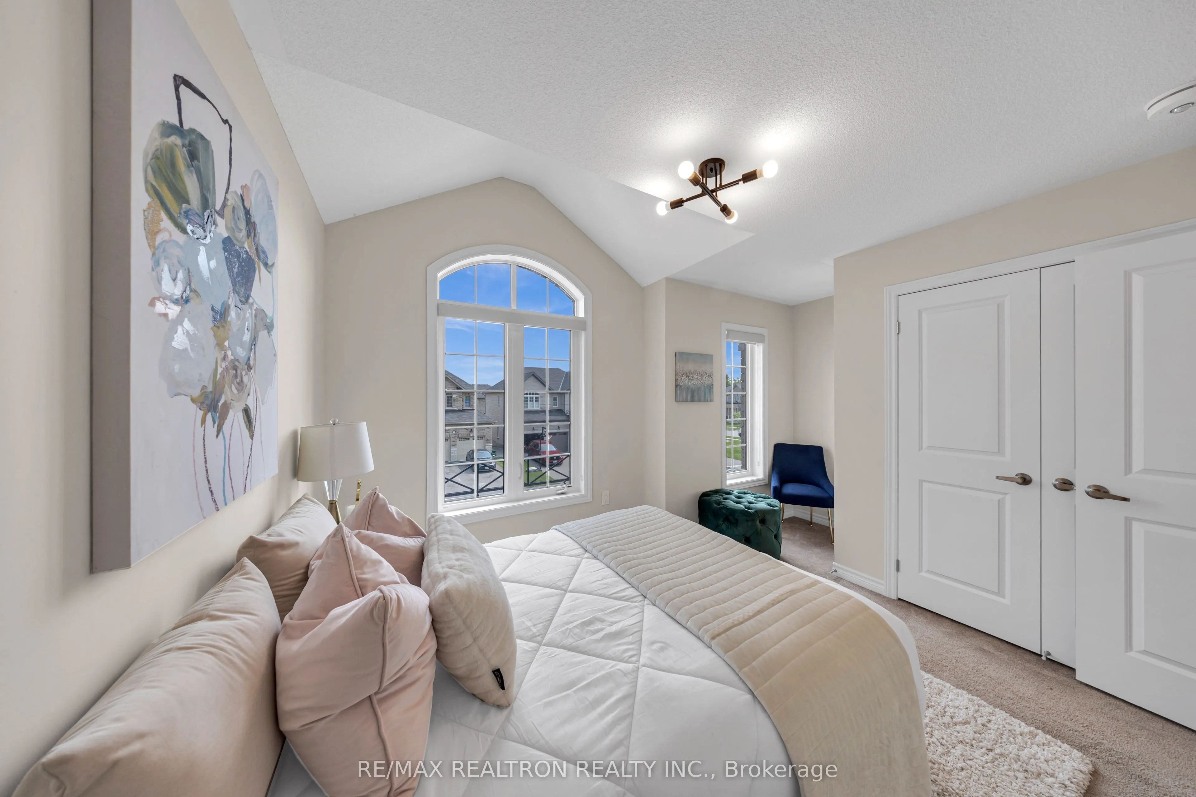 62 Northhill Avenue
