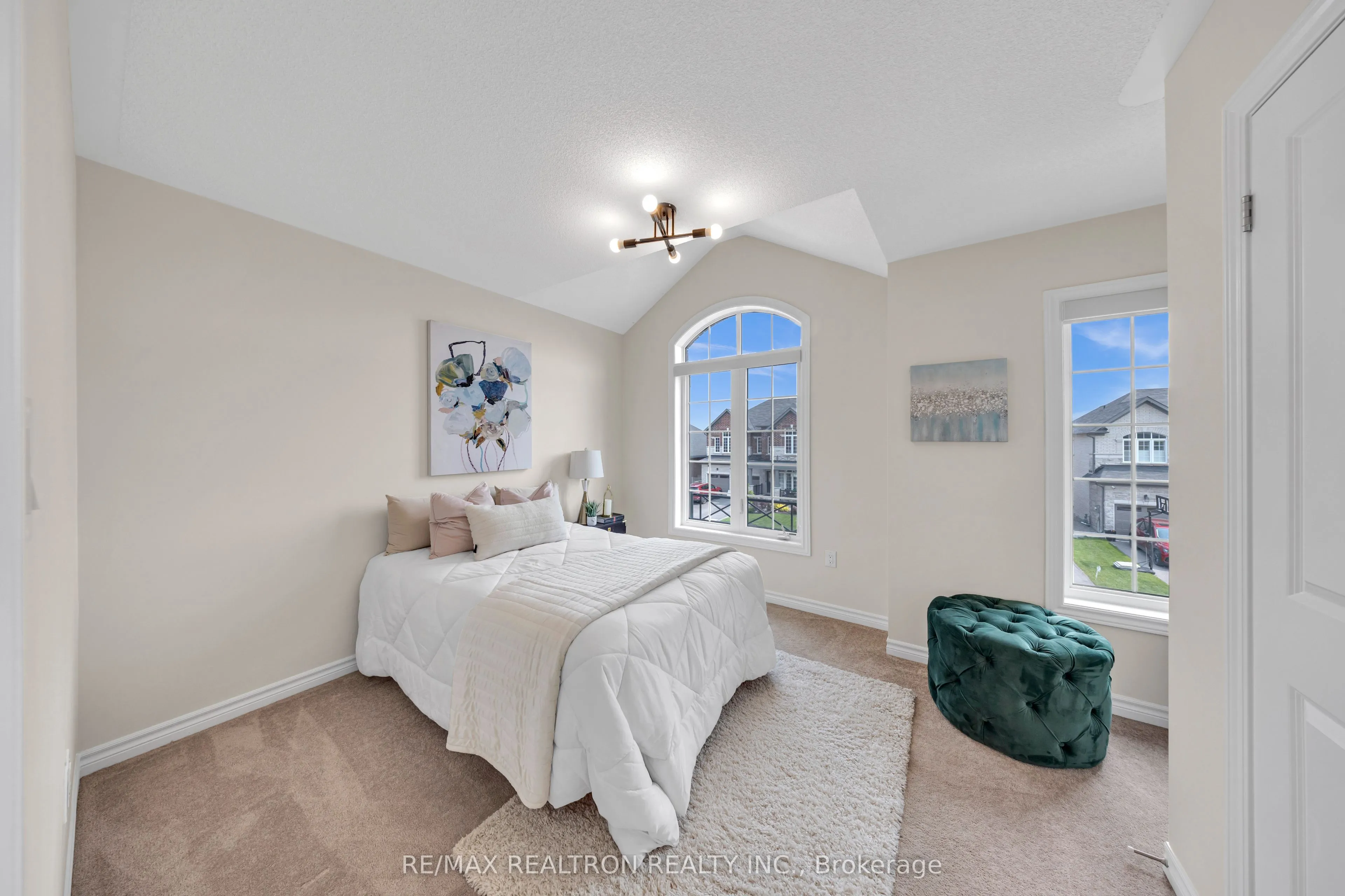 62 Northhill Avenue