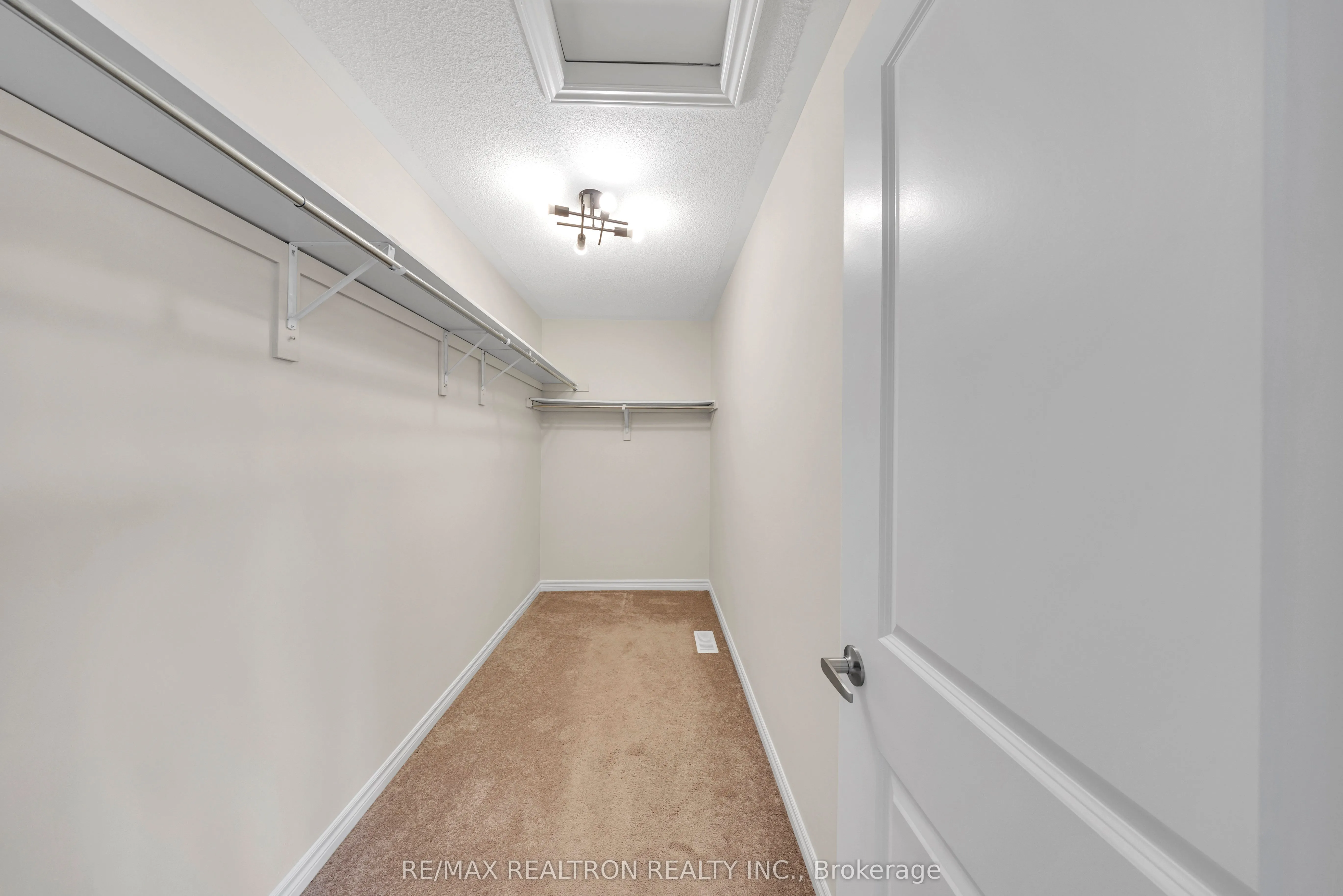 62 Northhill Avenue
