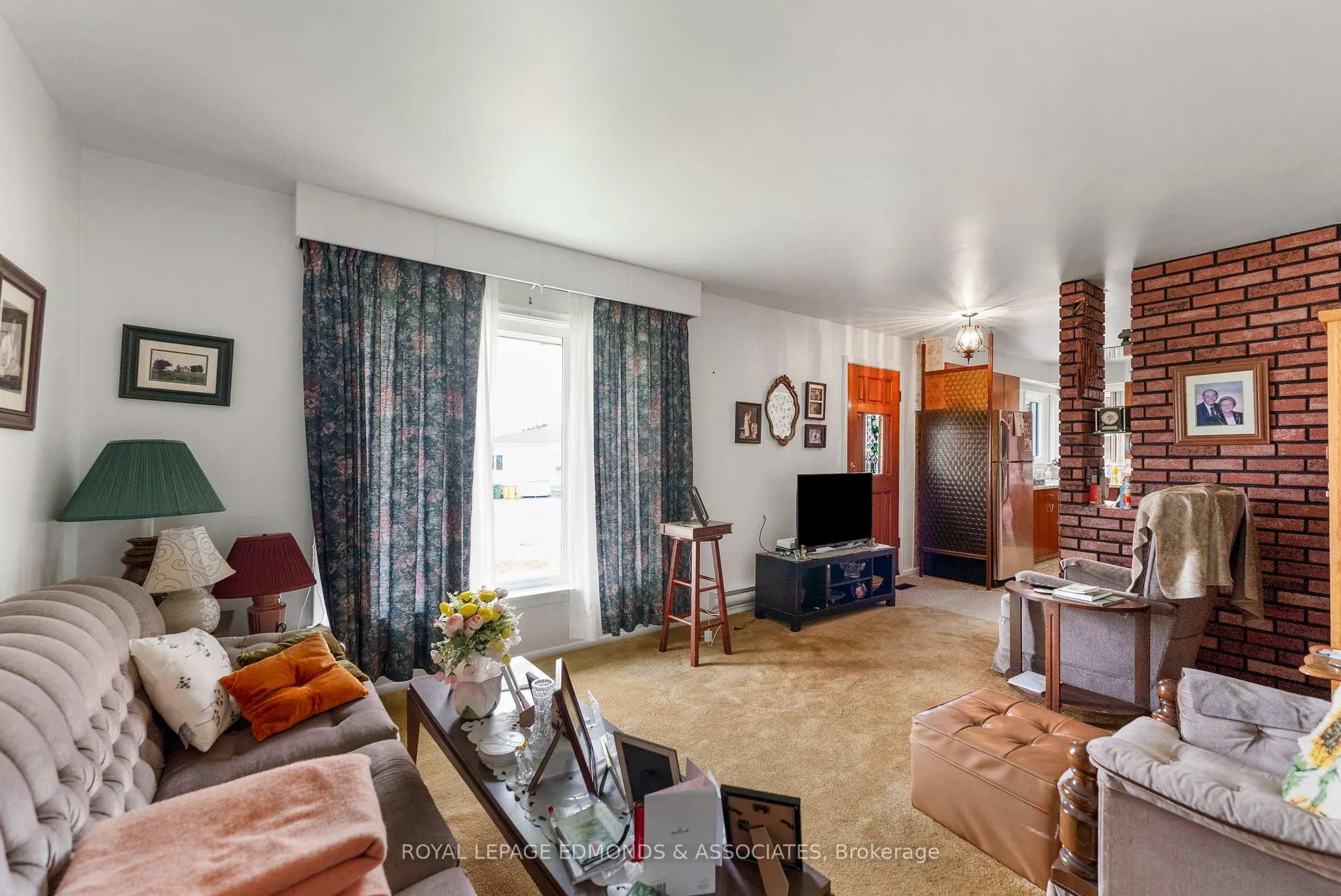 664 Third Avenue