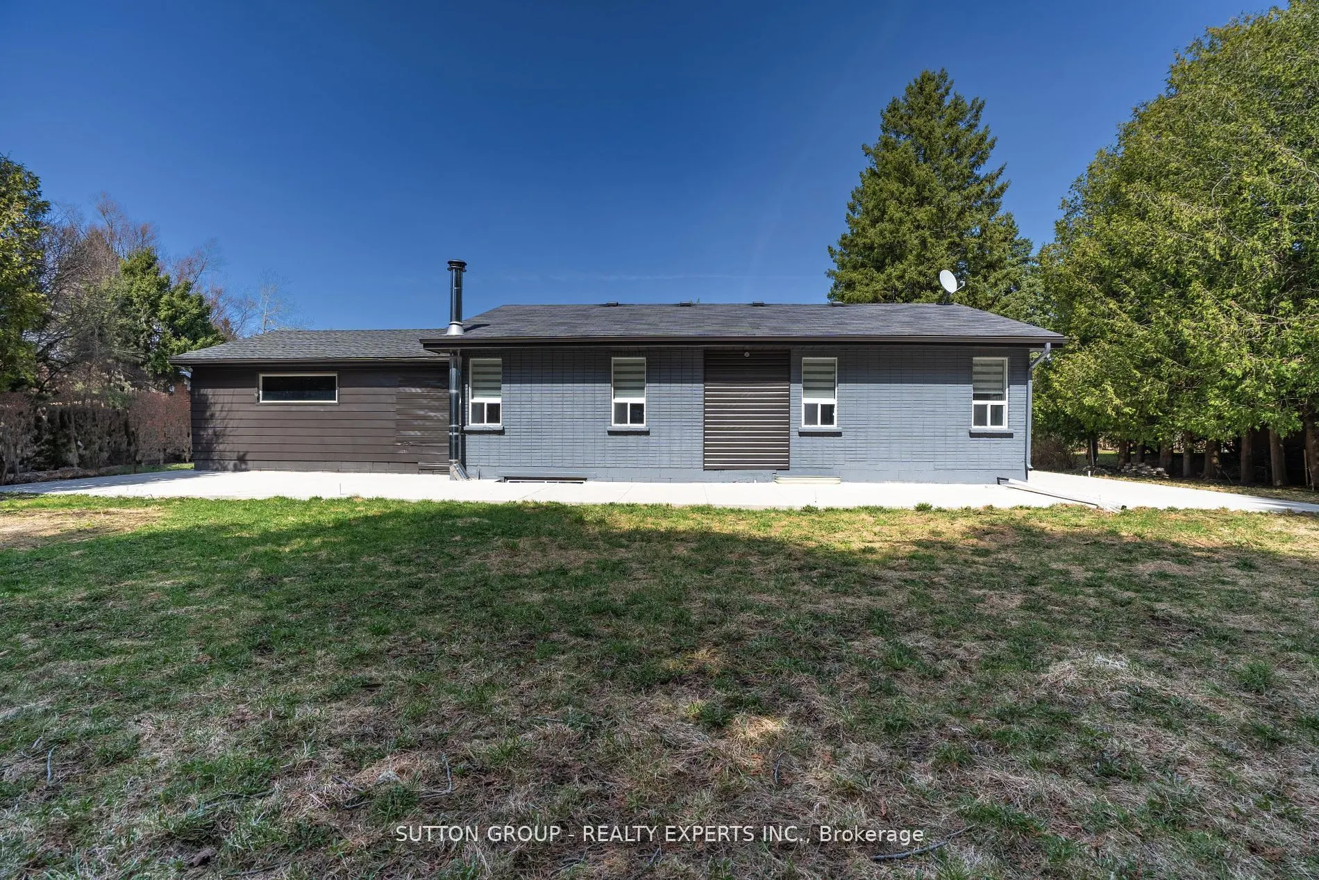 4934 Trafalgar Road N