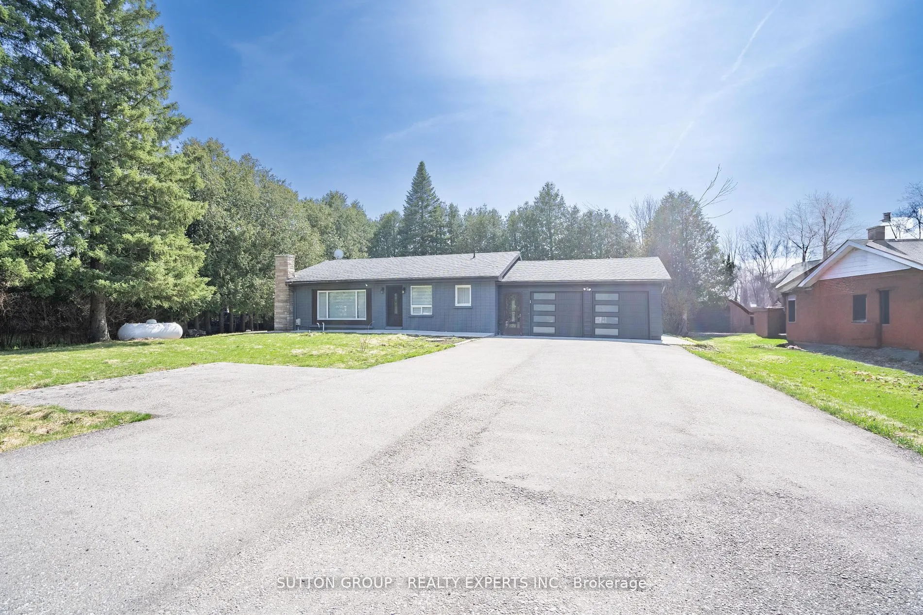 4934 Trafalgar Road N