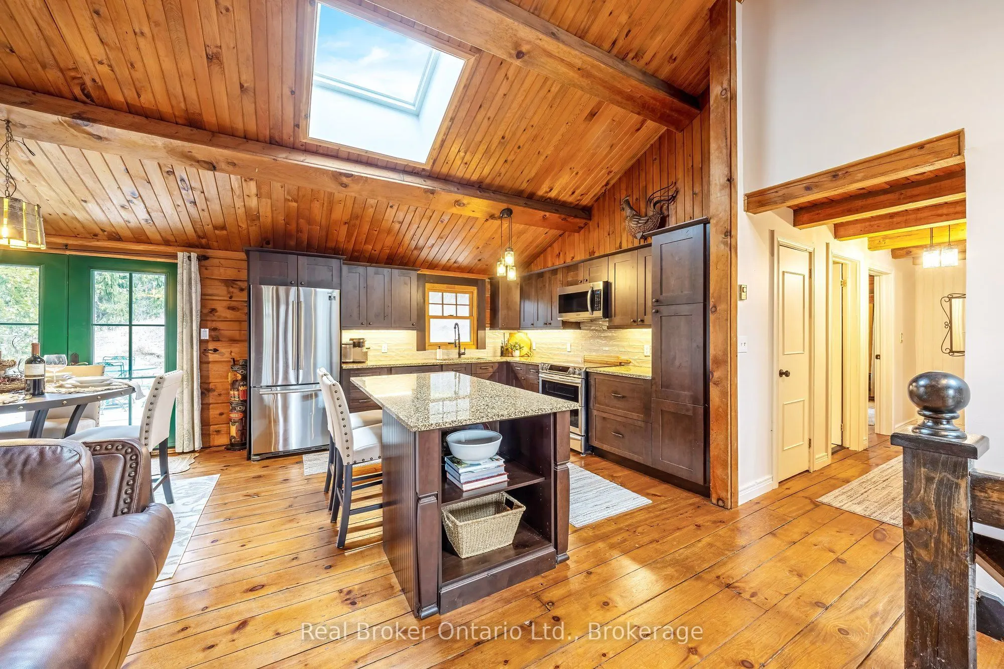 9126 Sideroad 27