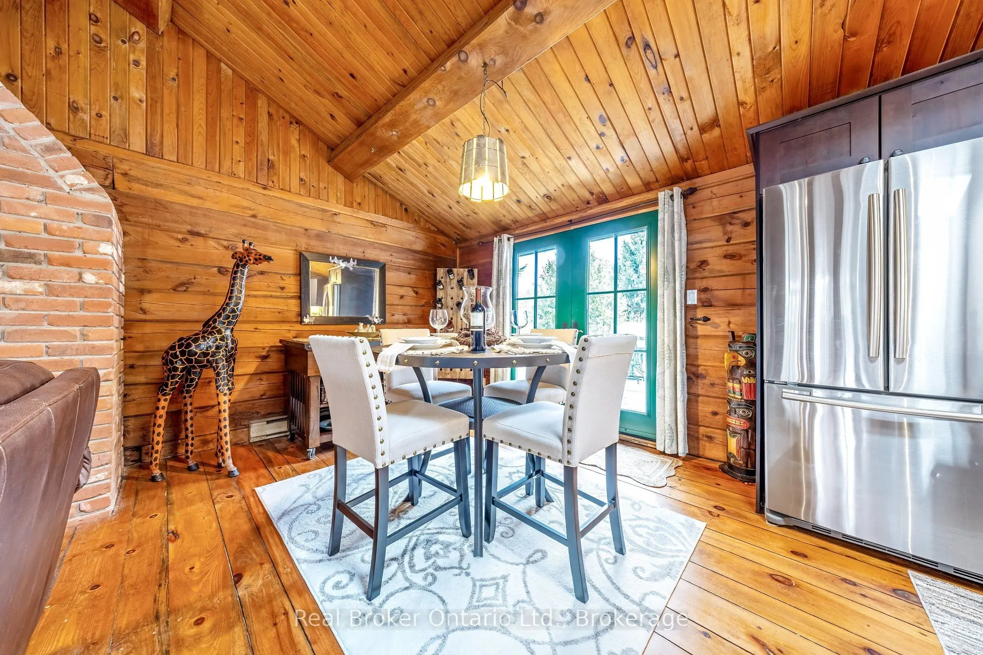 9126 Sideroad 27