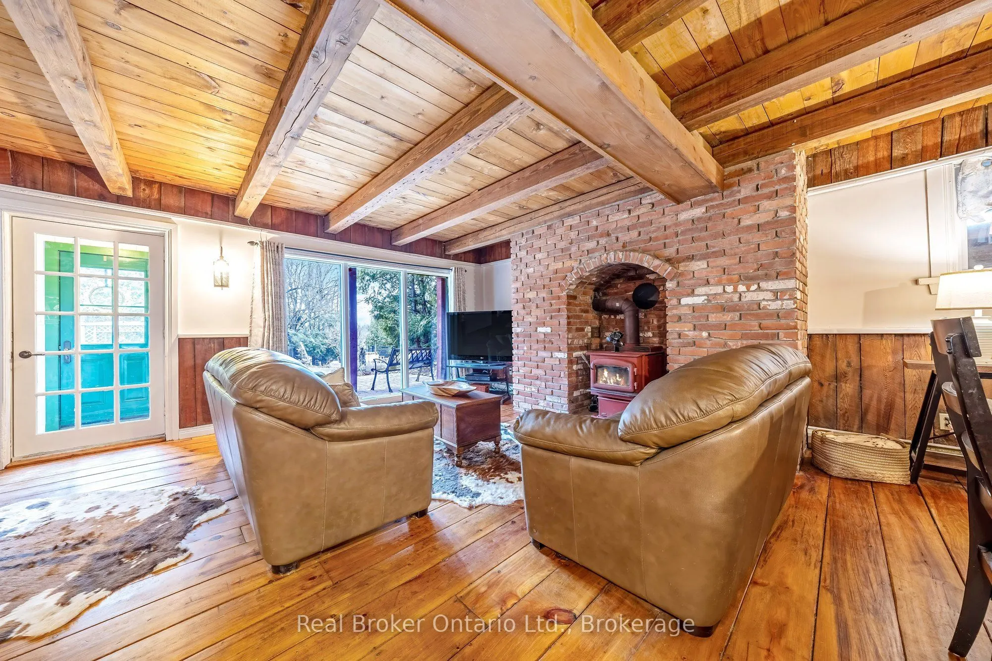9126 Sideroad 27