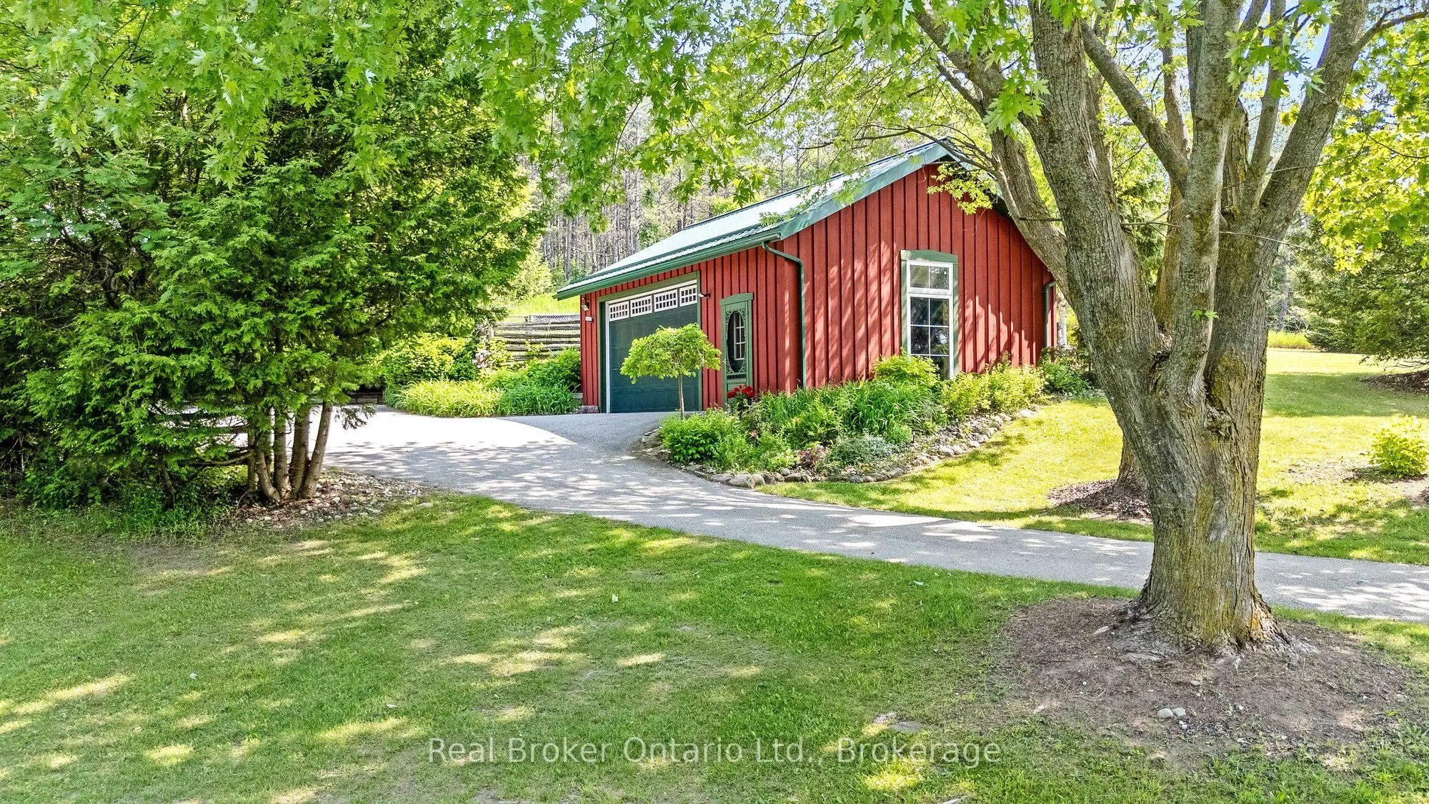 9126 Sideroad 27