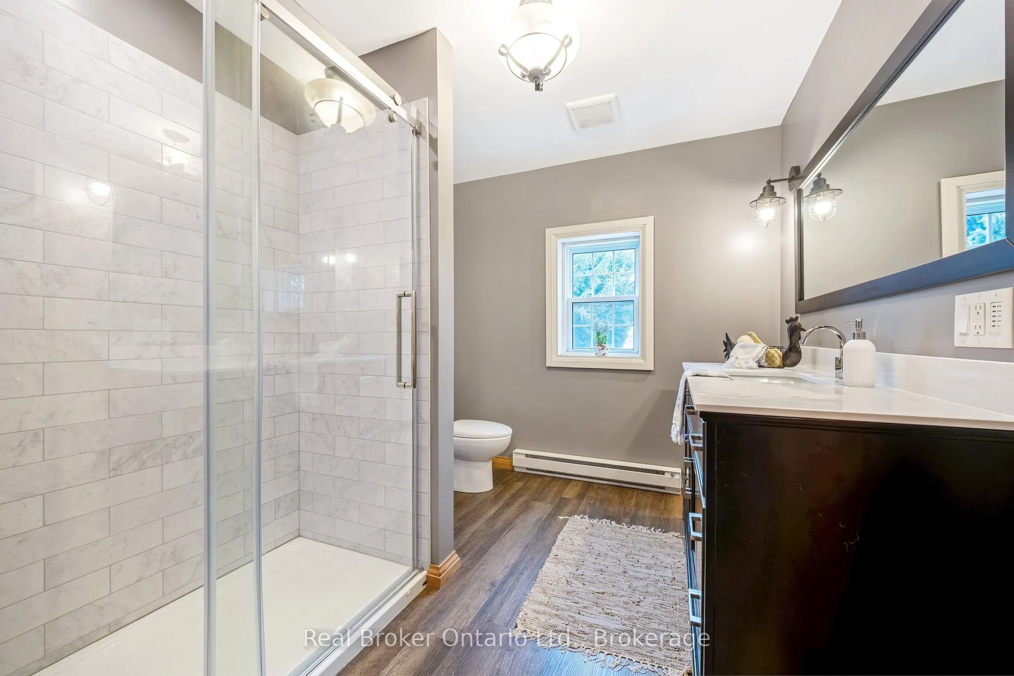 9126 Sideroad 27