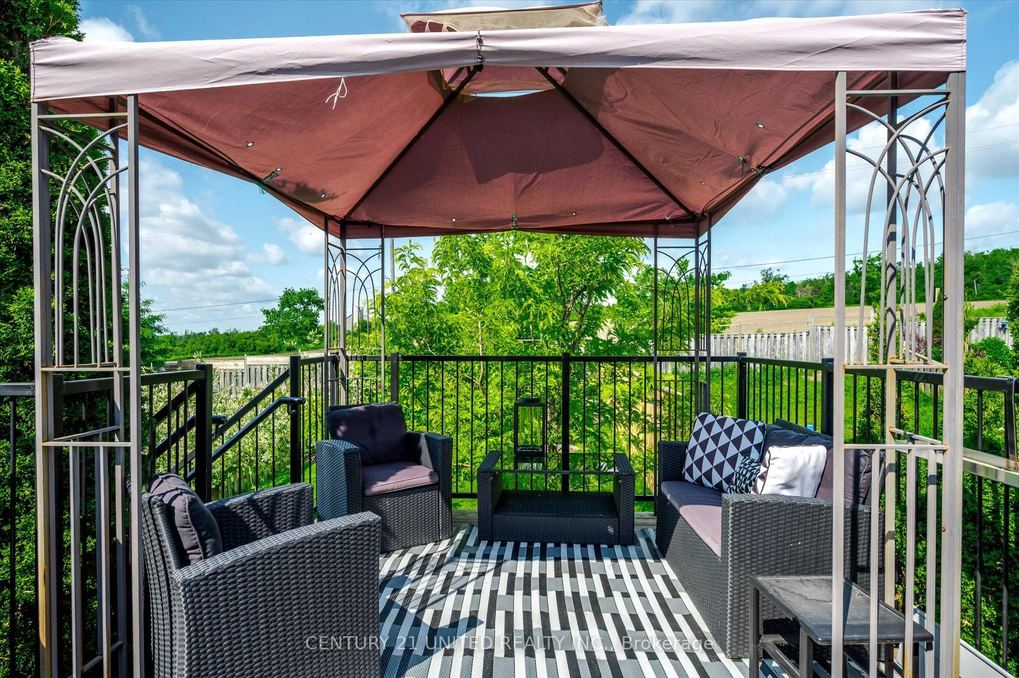 610 Clancy Crescent