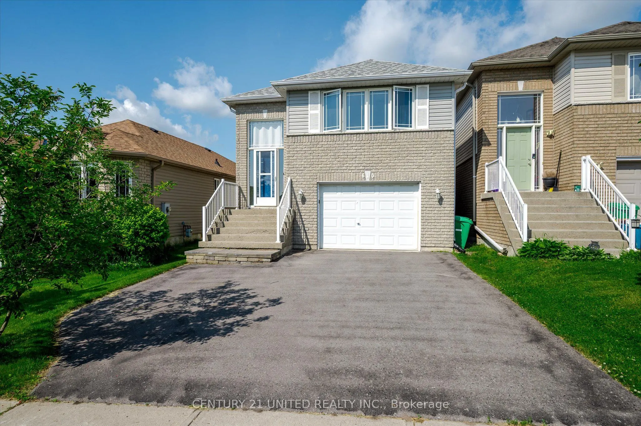 610 Clancy Crescent