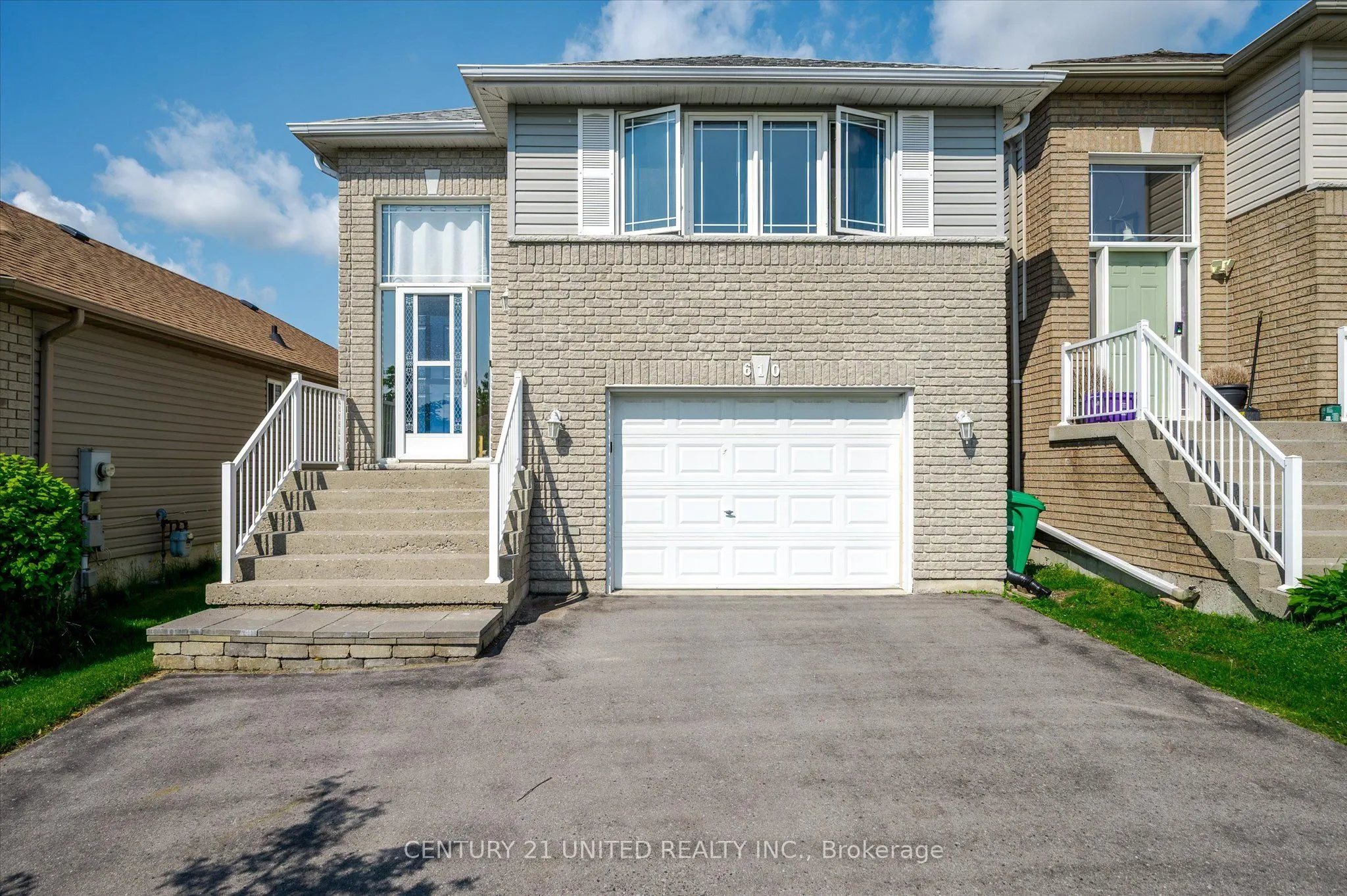 610 Clancy Crescent