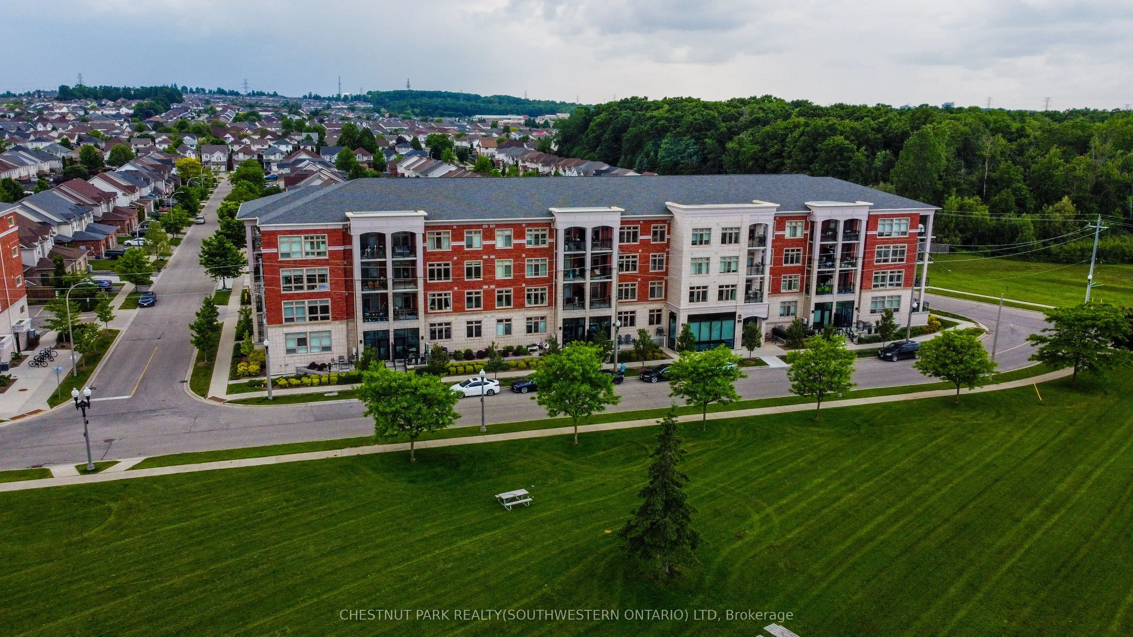 195 Commonwealth Street, #213