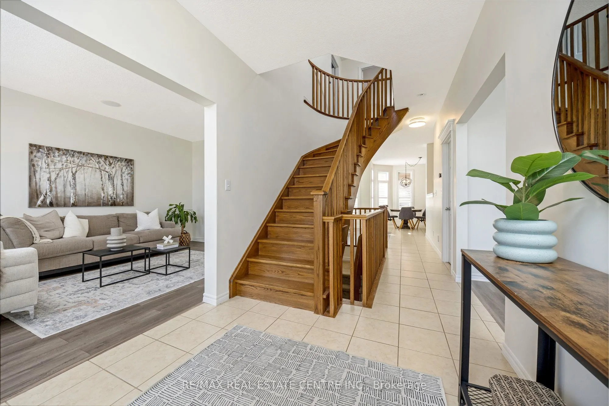 237 Ridge Top Crescent