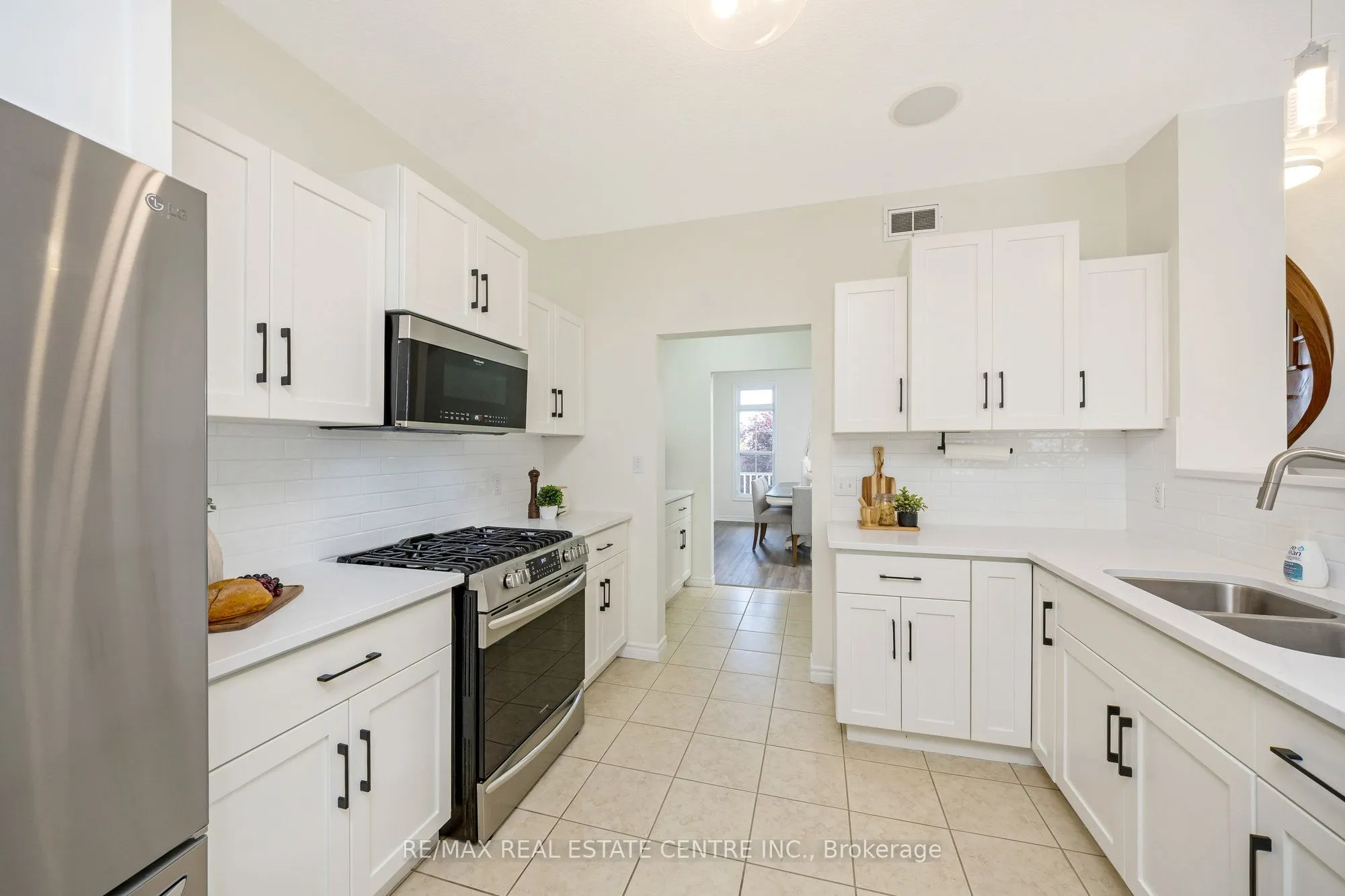 237 Ridge Top Crescent