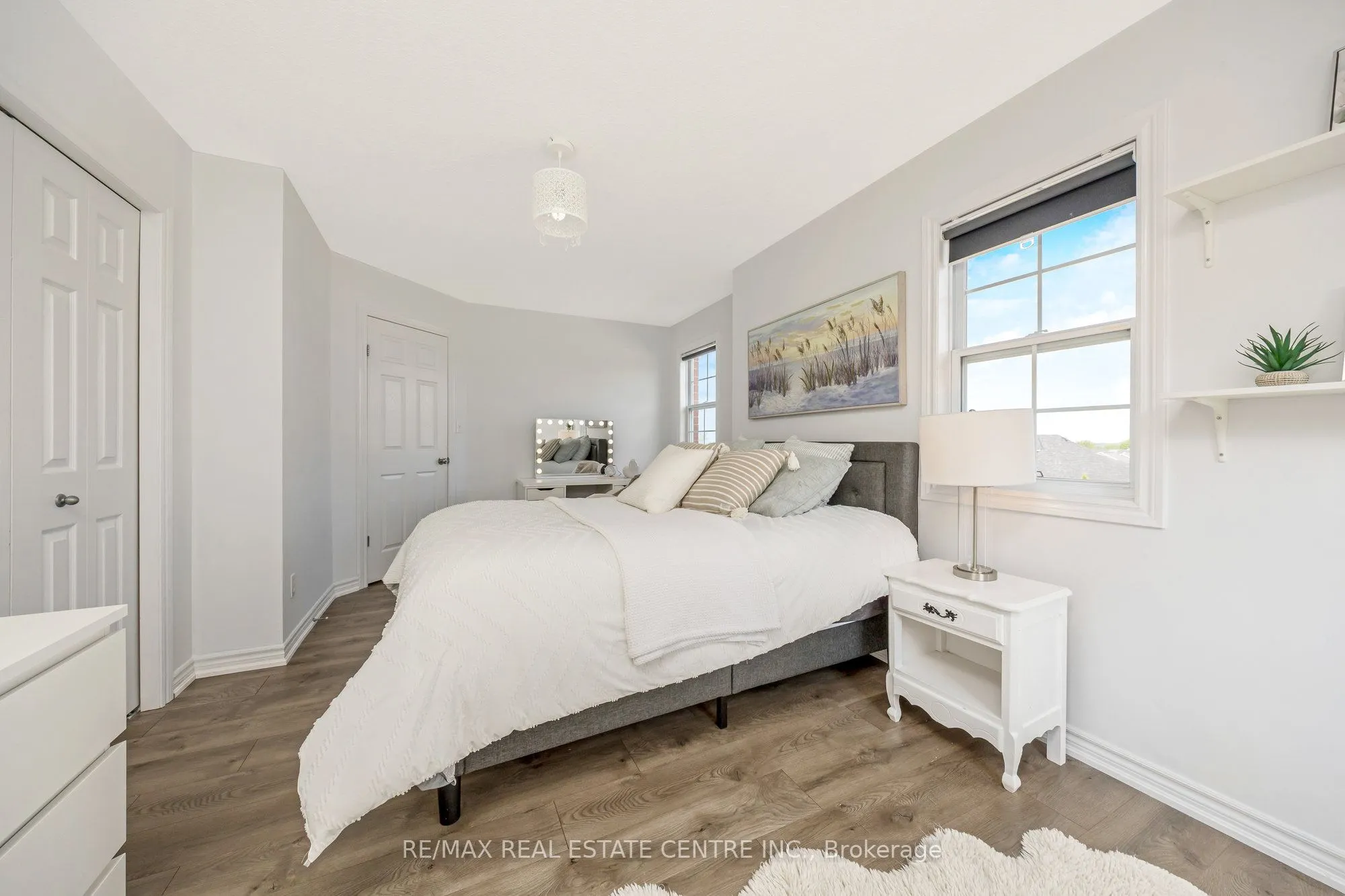 237 Ridge Top Crescent