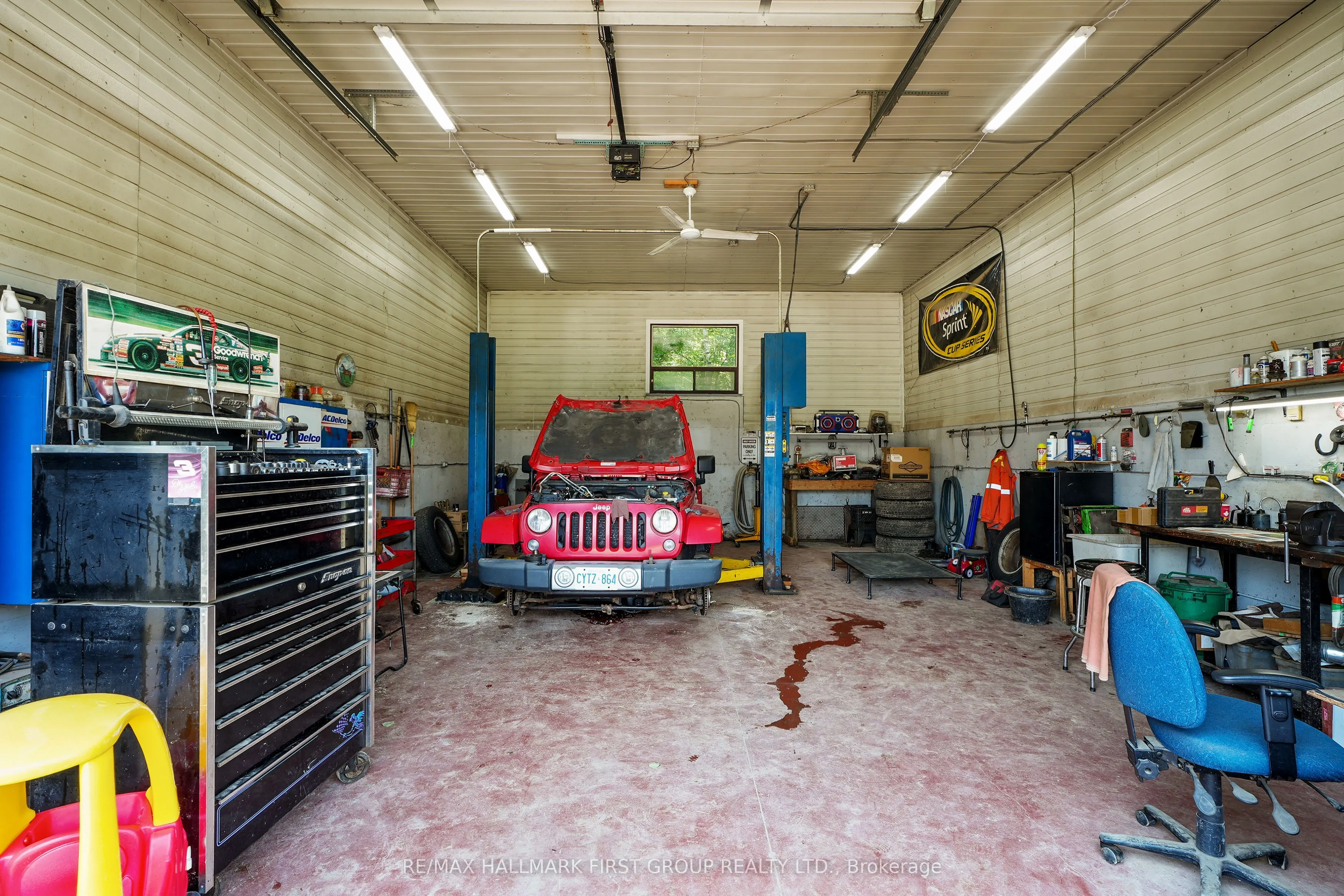 13715 County 2 Road