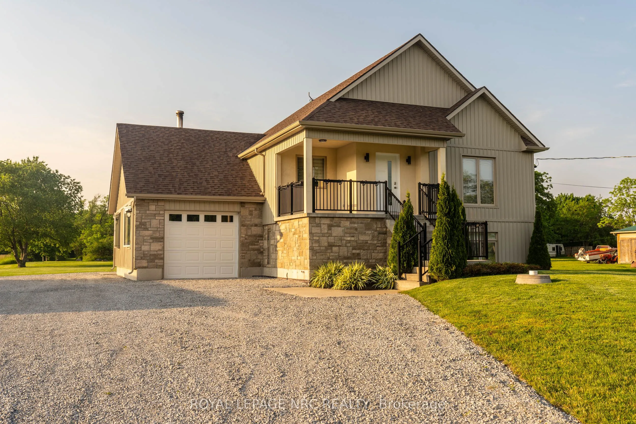 2876 Highway 3 E