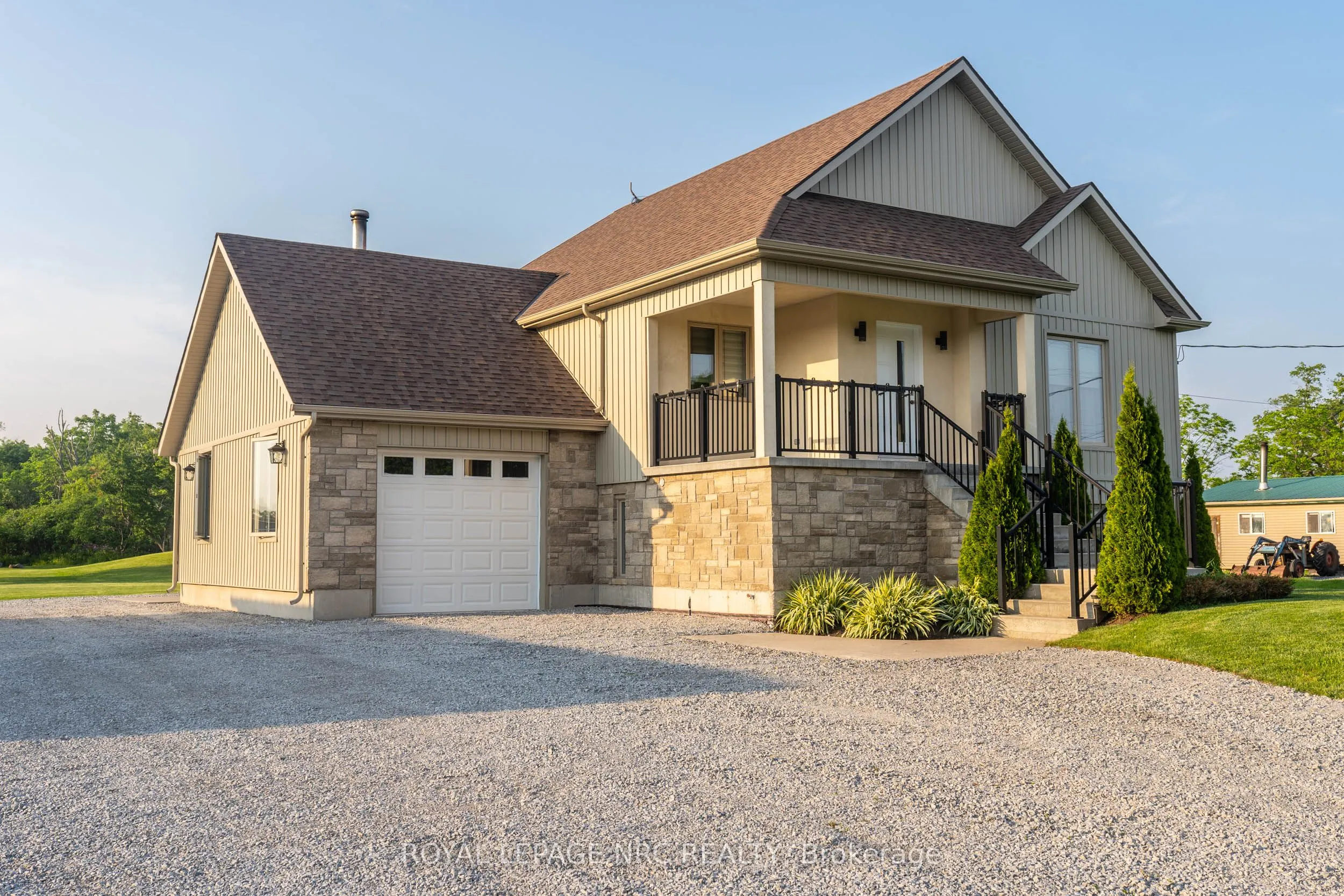 2876 Highway 3 E