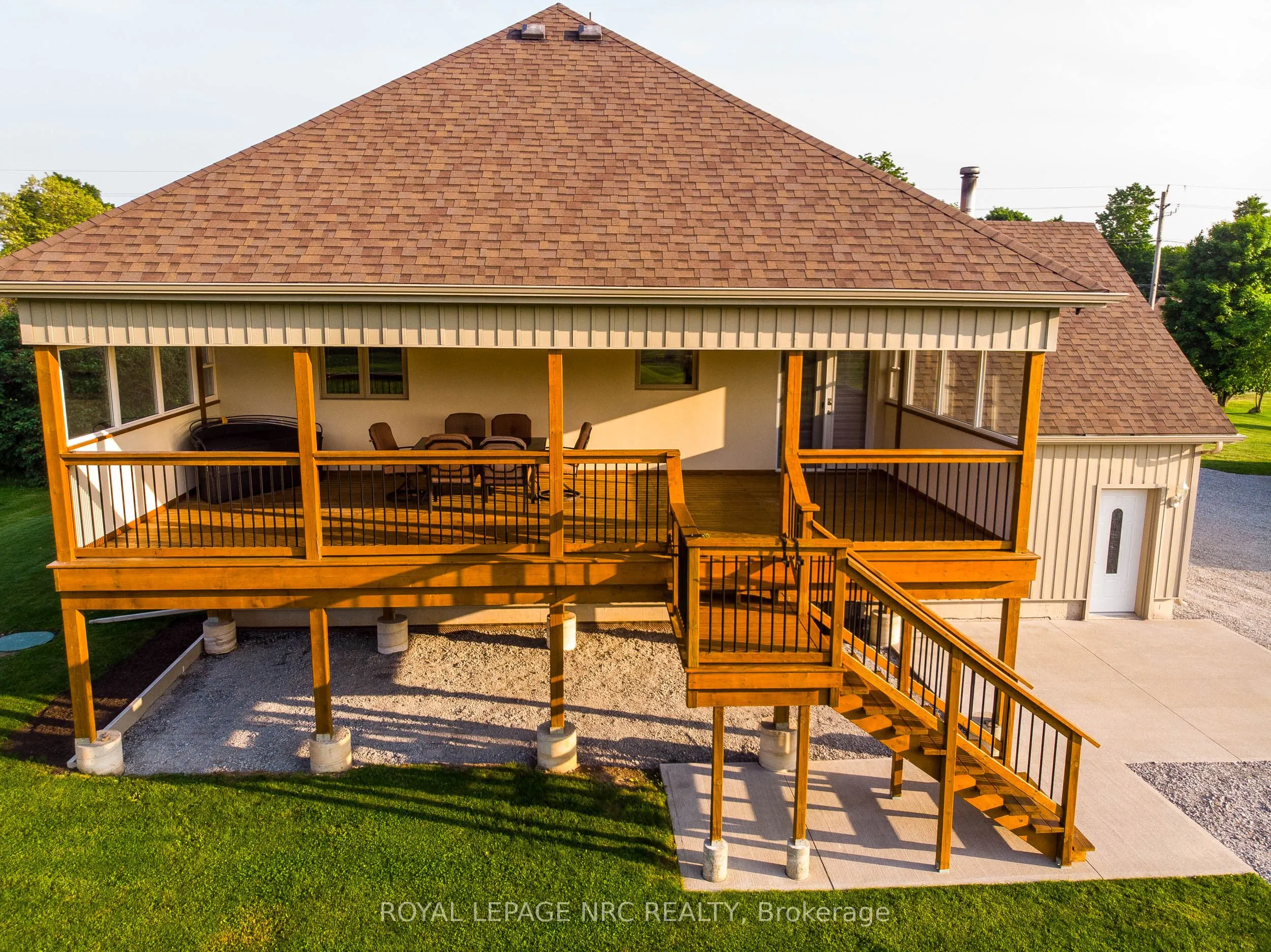 2876 Highway 3 E