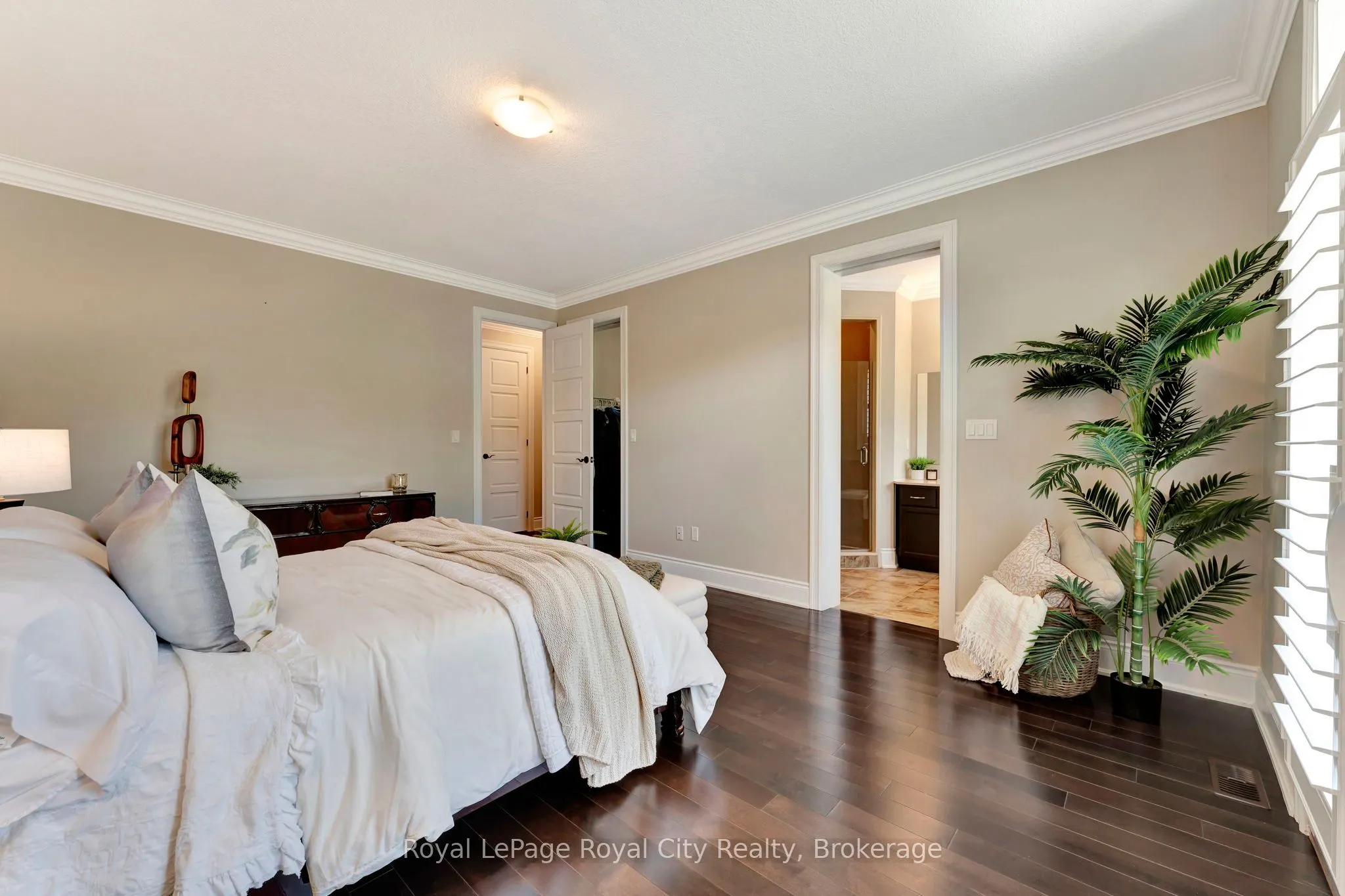 114 Aberfoyle Mill Crescent