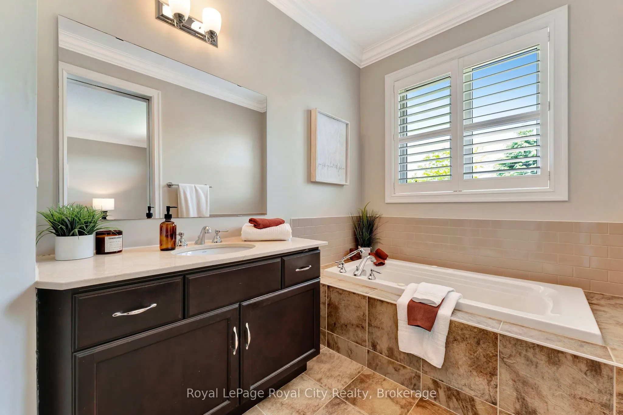 114 Aberfoyle Mill Crescent