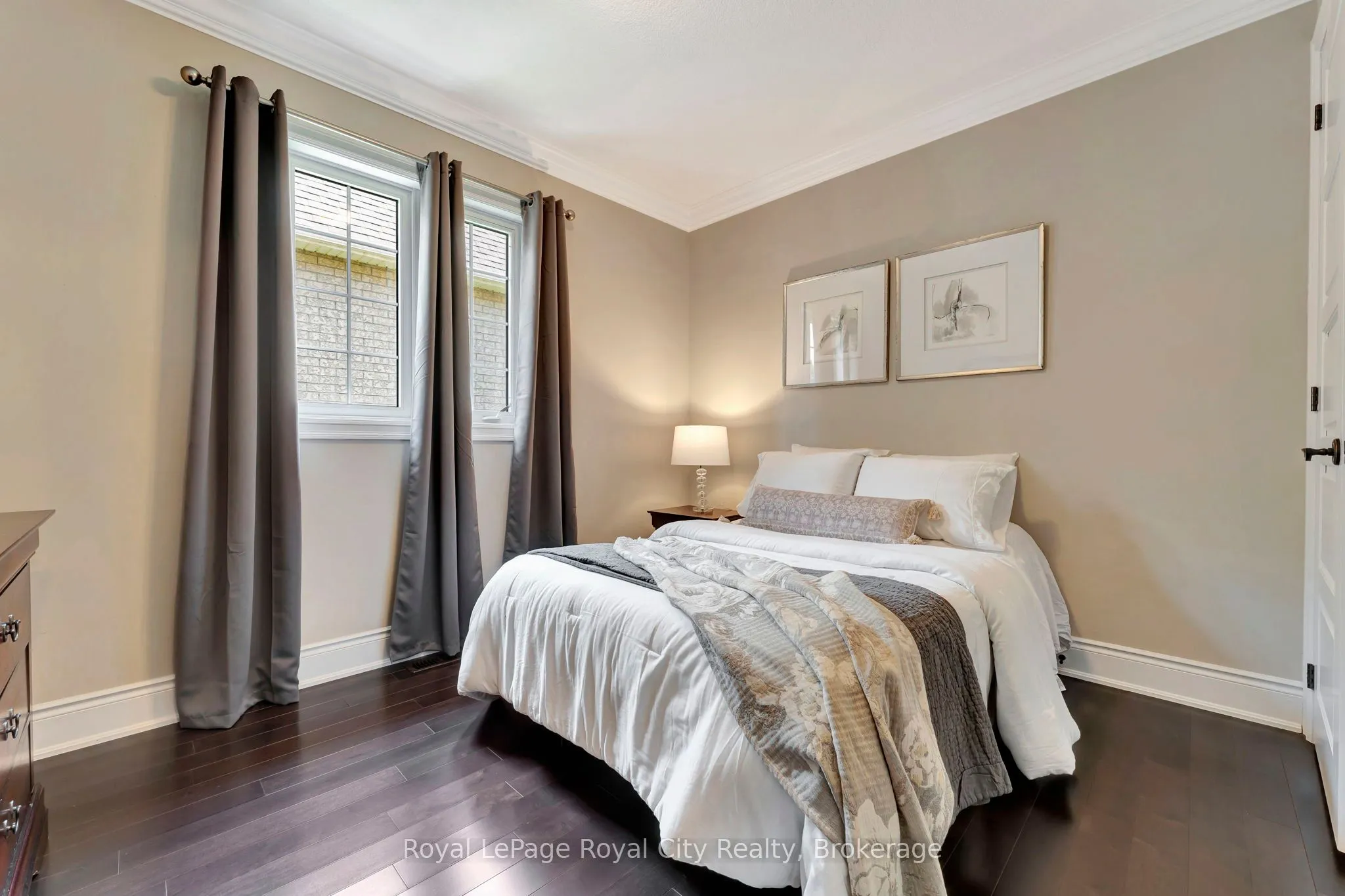 114 Aberfoyle Mill Crescent