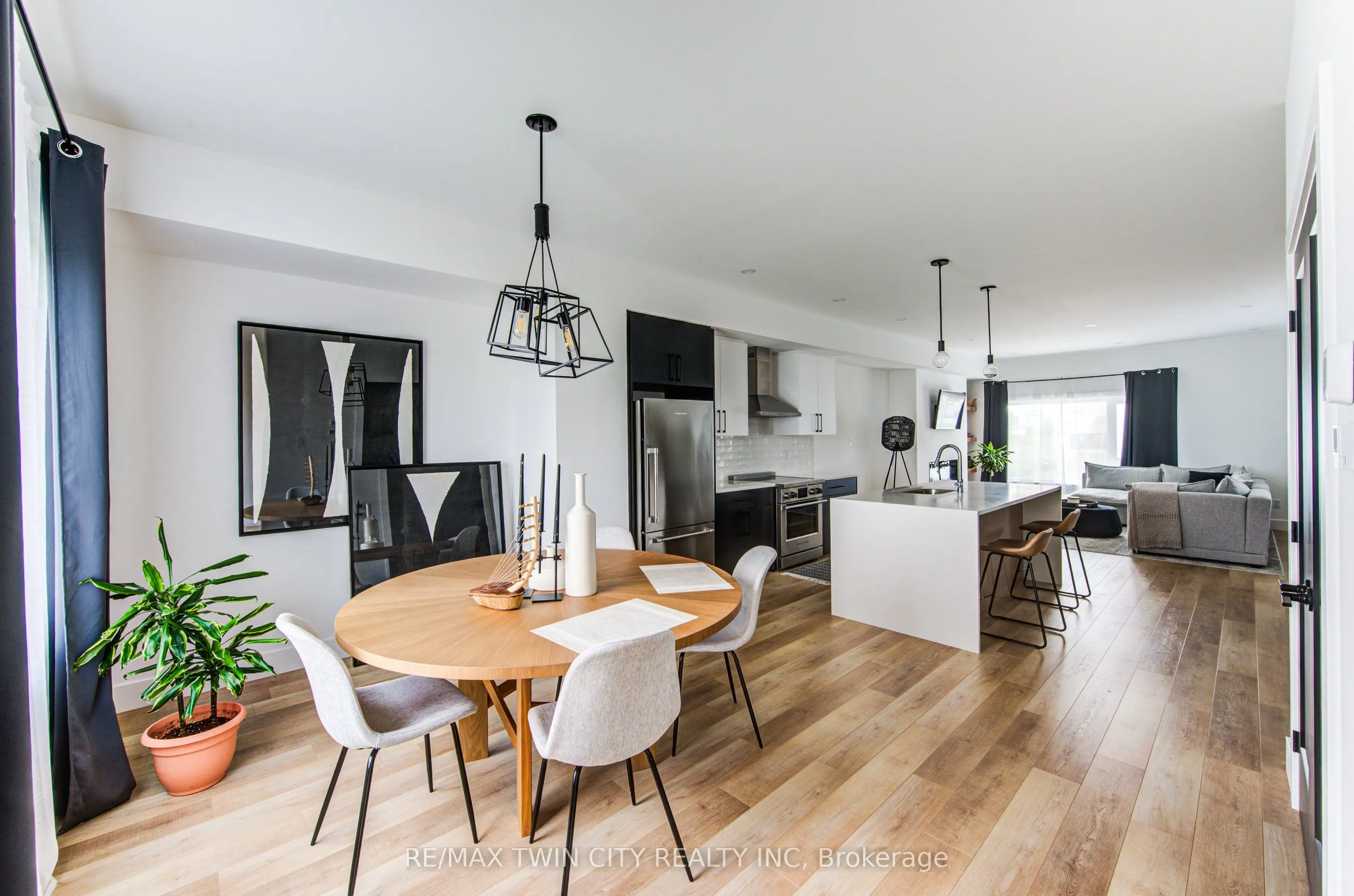 4222 Lismer Lane, #14