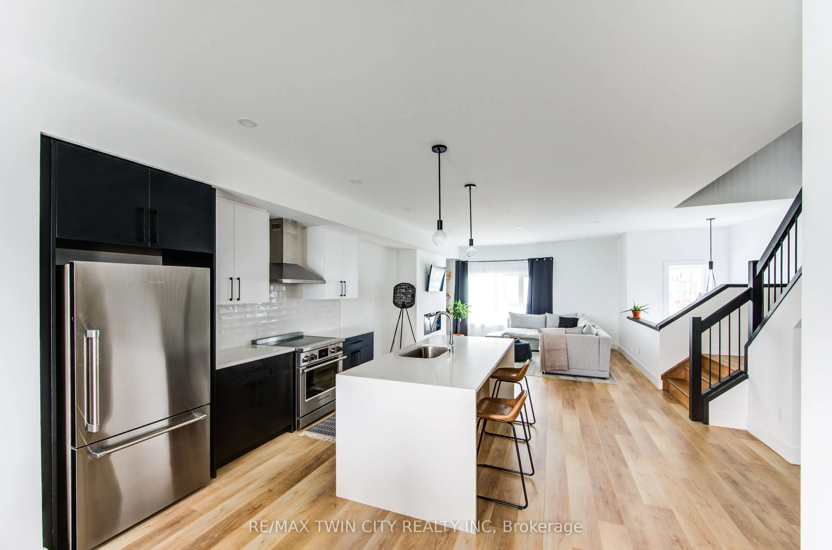 4222 Lismer Lane, #14
