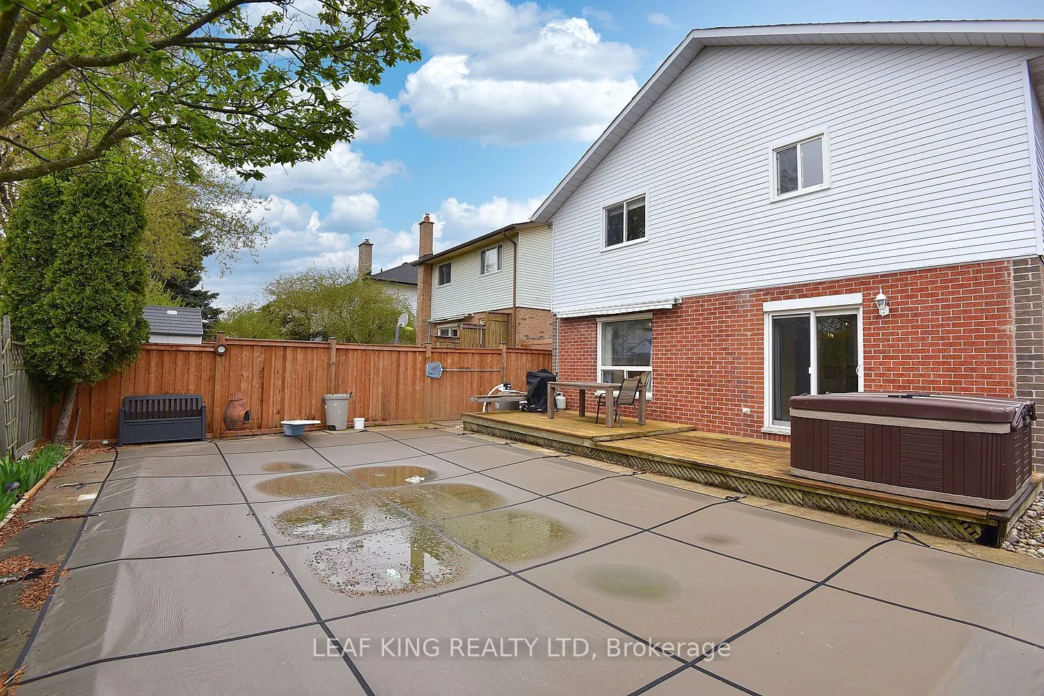 43 Niska Drive