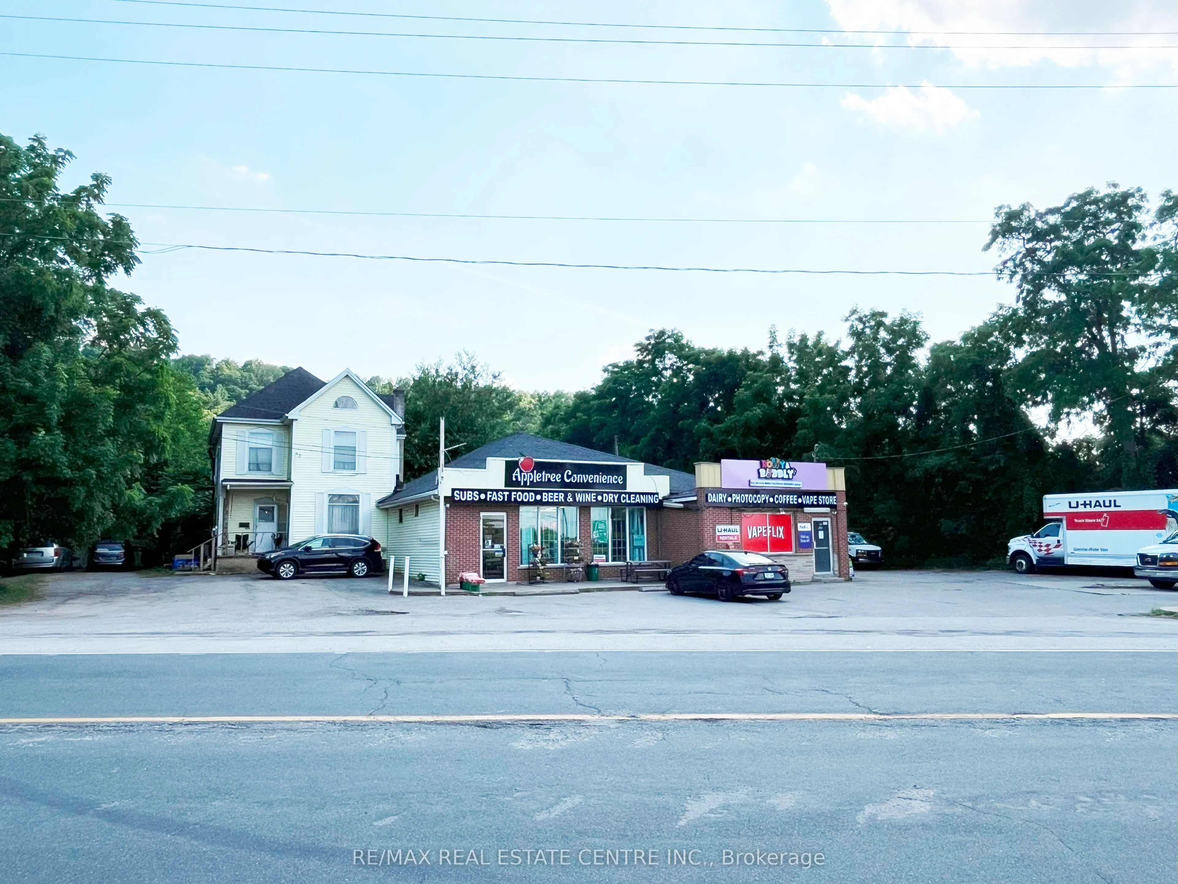 407-409 Main Street W