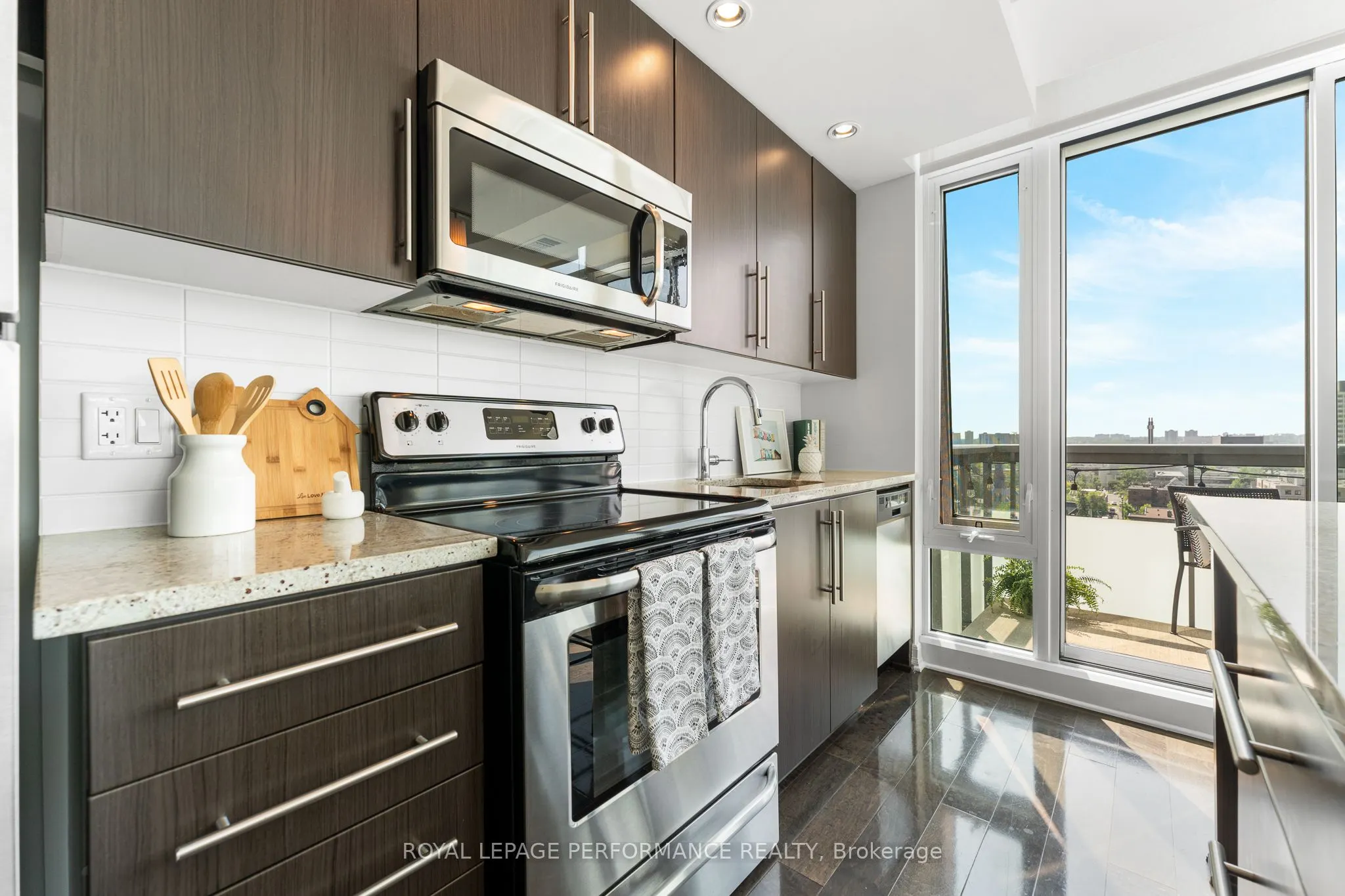 238 Besserer Street, #1504