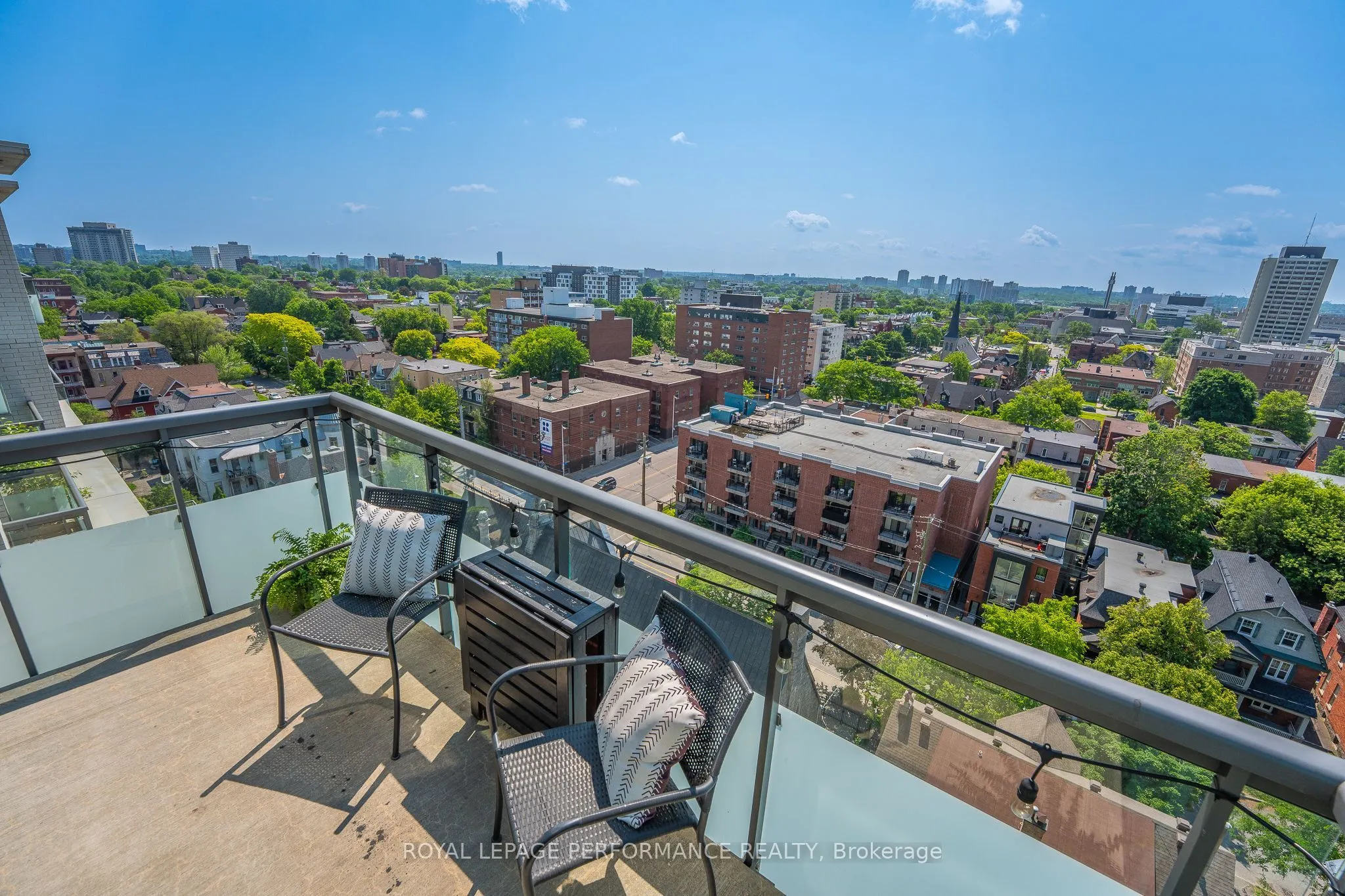 238 Besserer Street, #1504