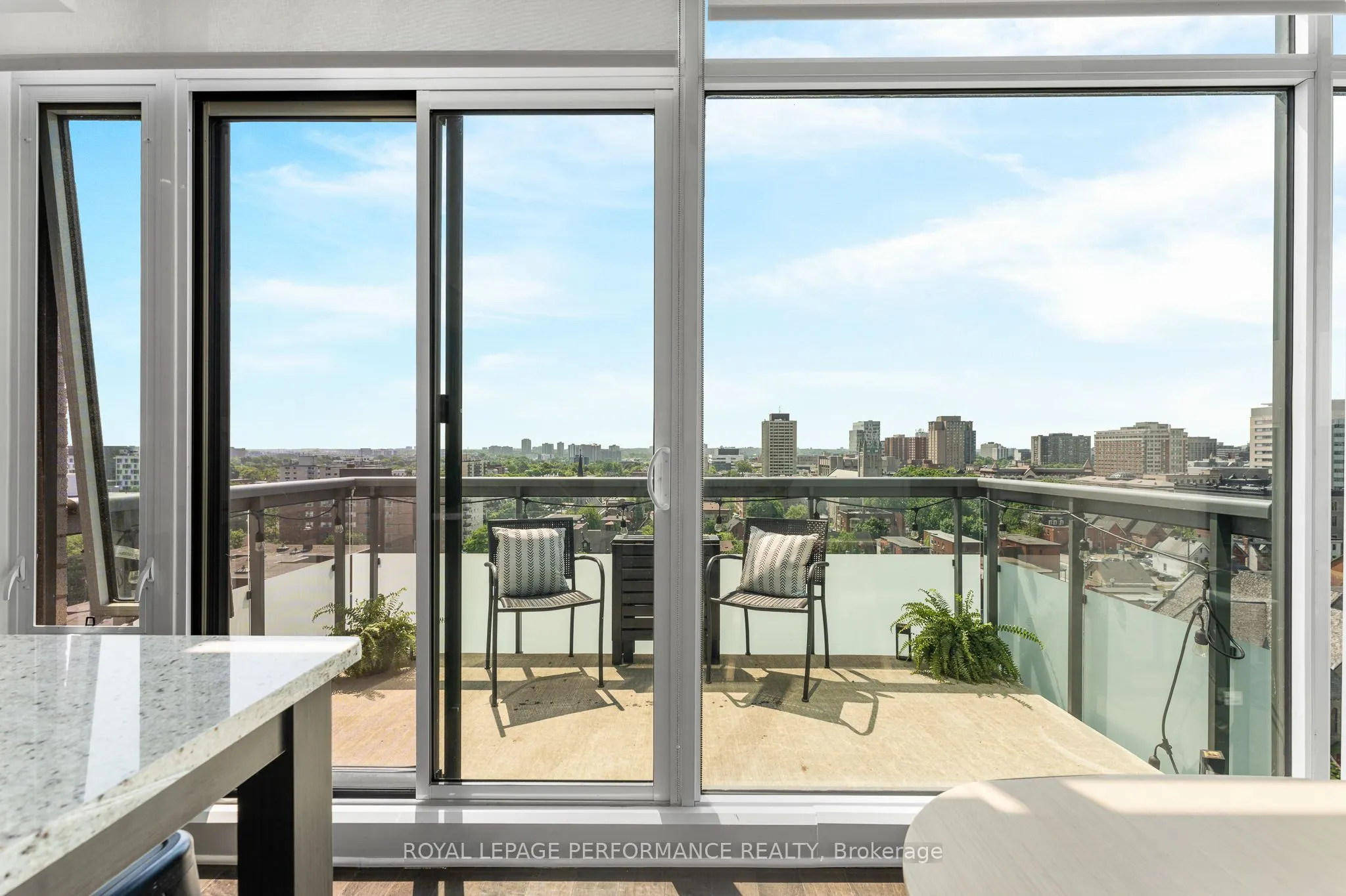 238 Besserer Street, #1504