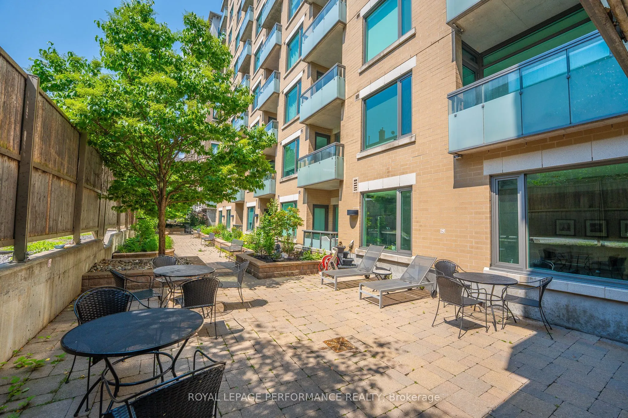 238 Besserer Street, #1504