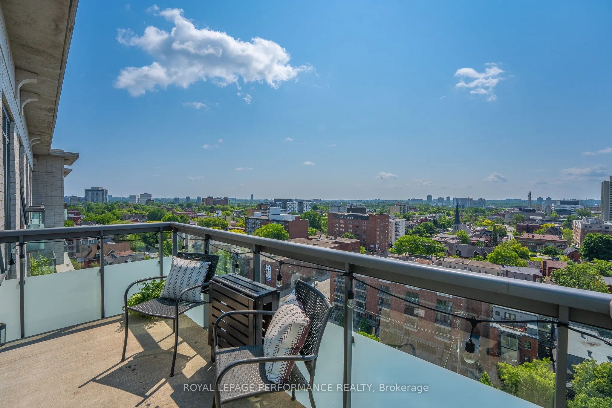 238 Besserer Street, #1504