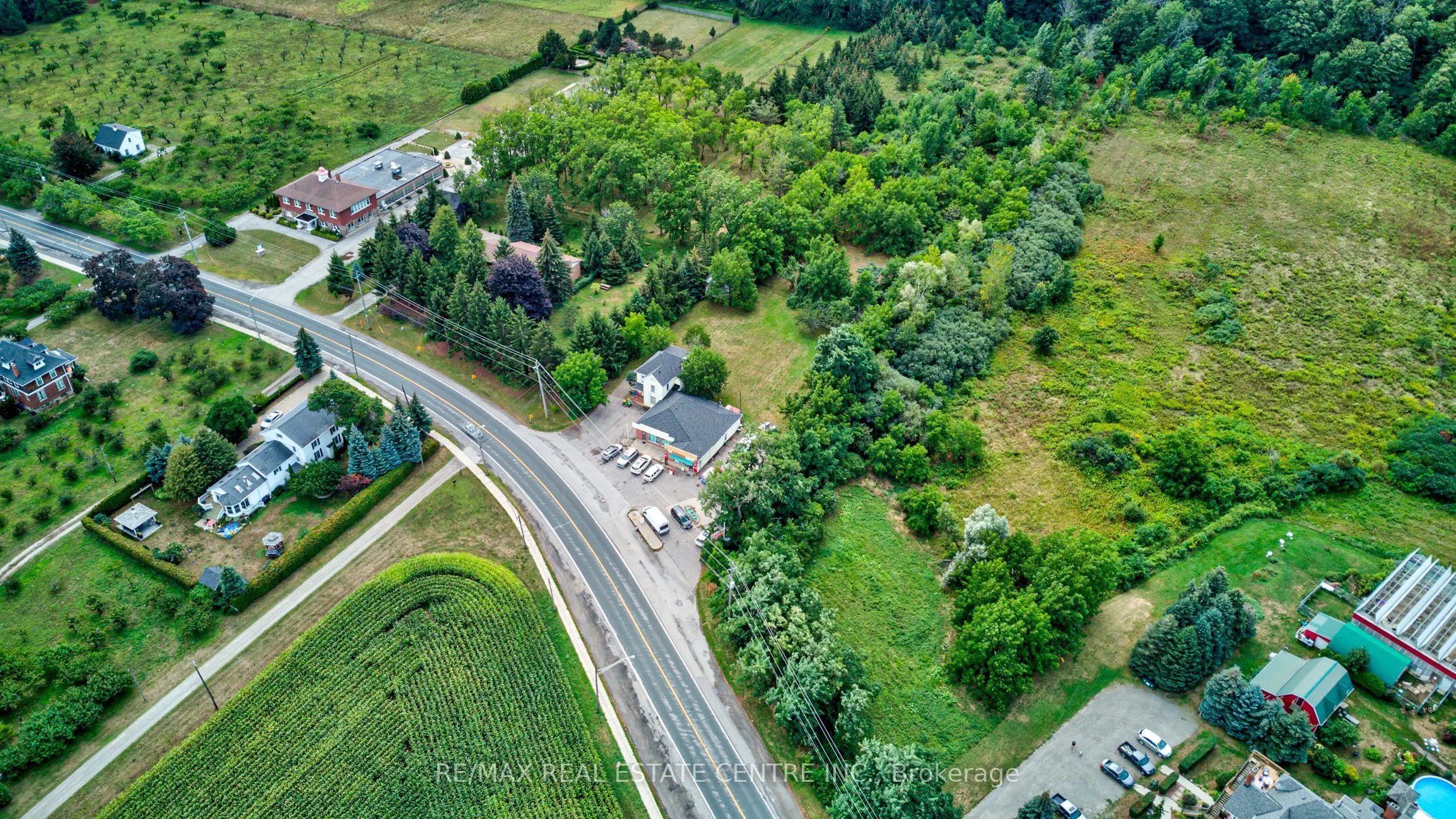 407-409 Main Street W