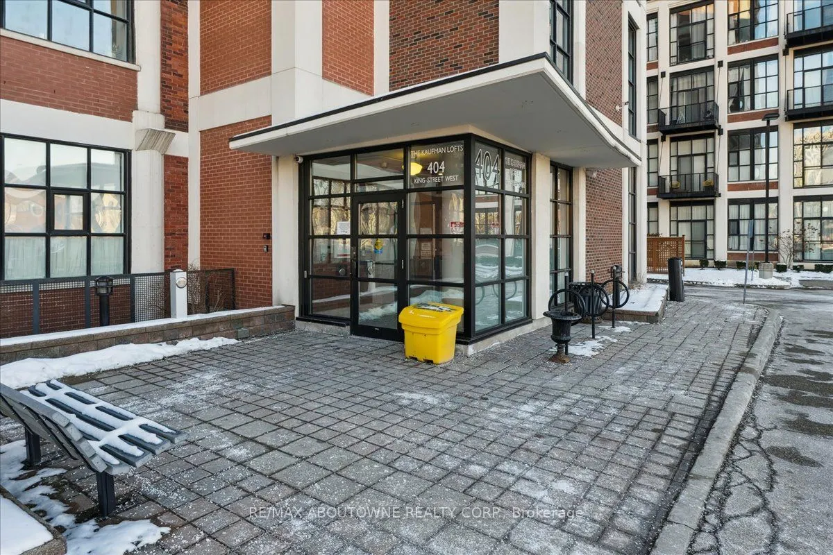 404 King Street W, #232