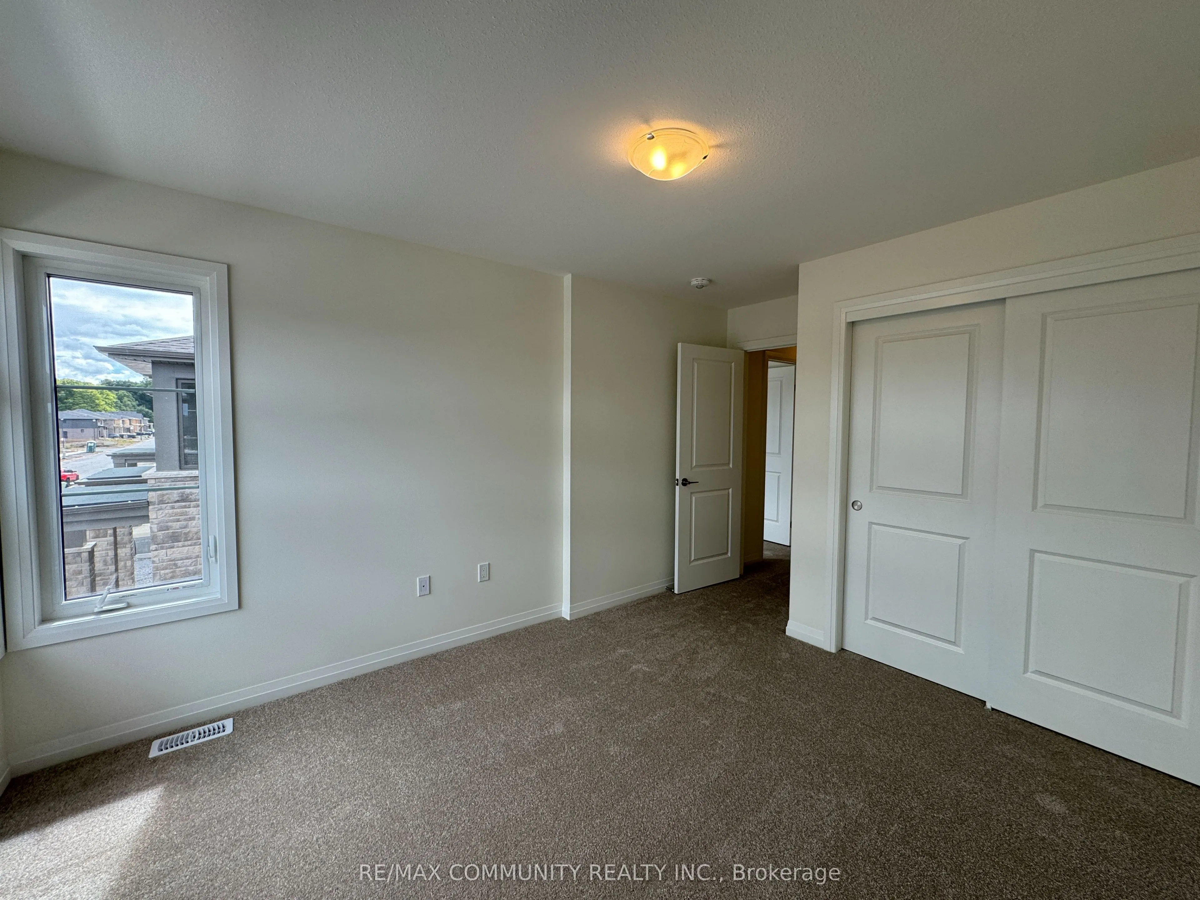 72 Samuel Avenue