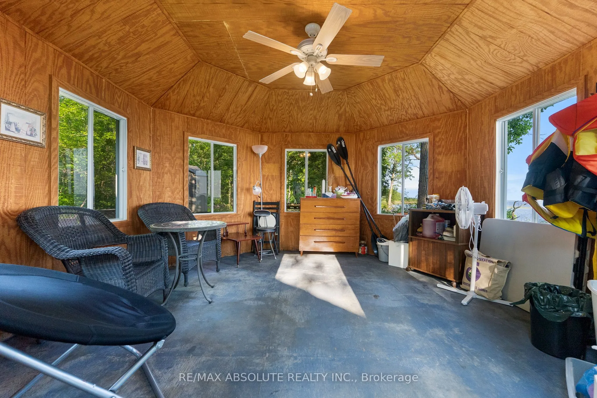 339 Leavoy Lane