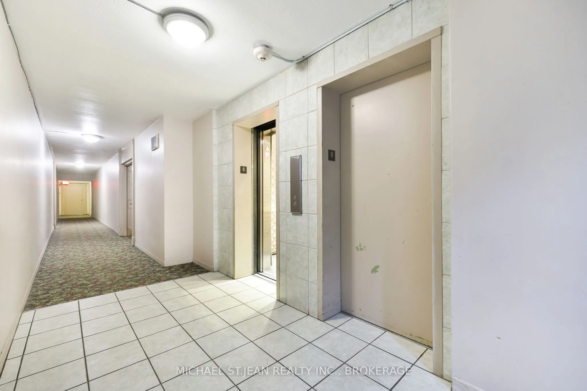 851 Queenston Road, #802