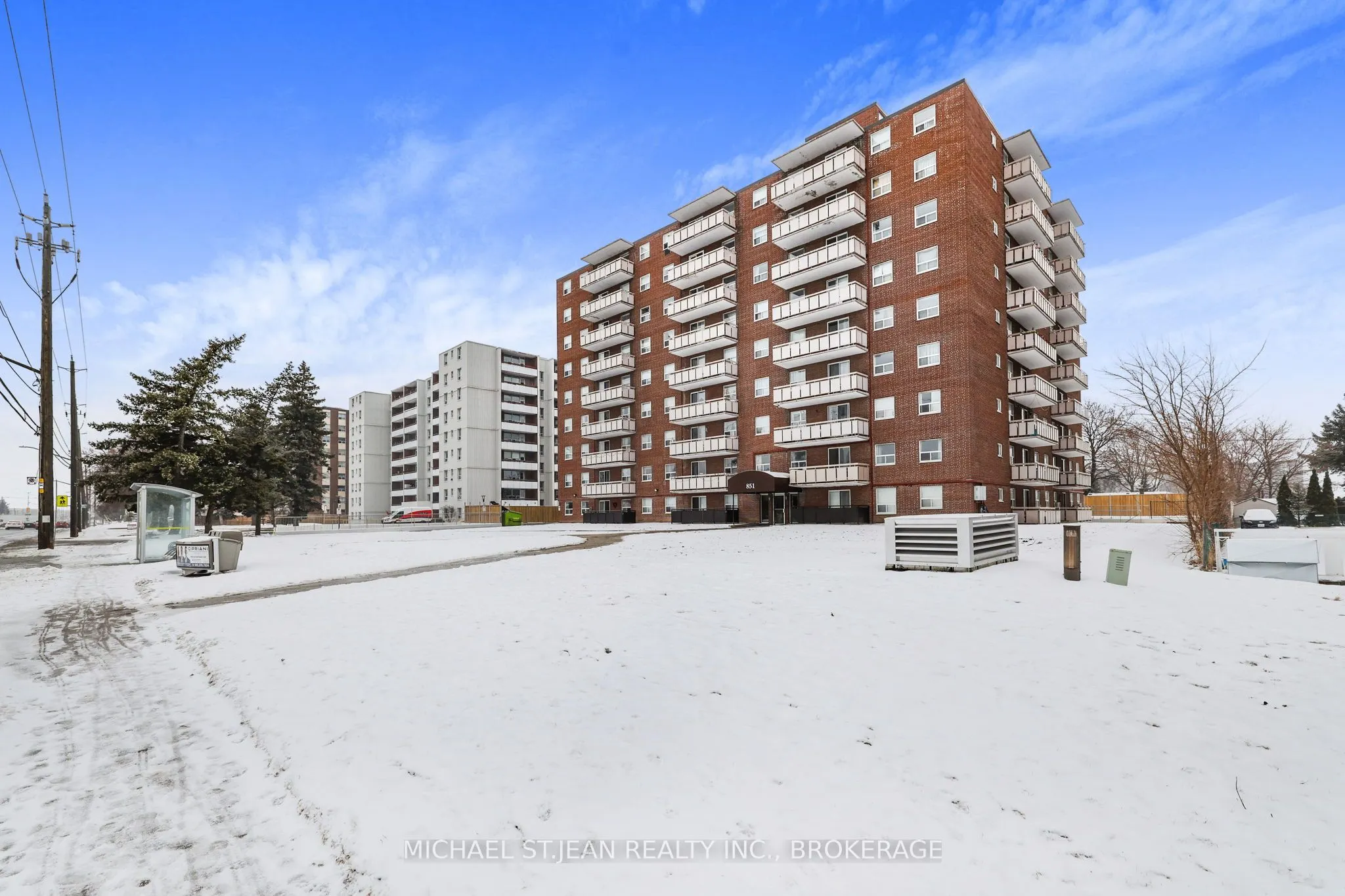 851 Queenston Road, #802