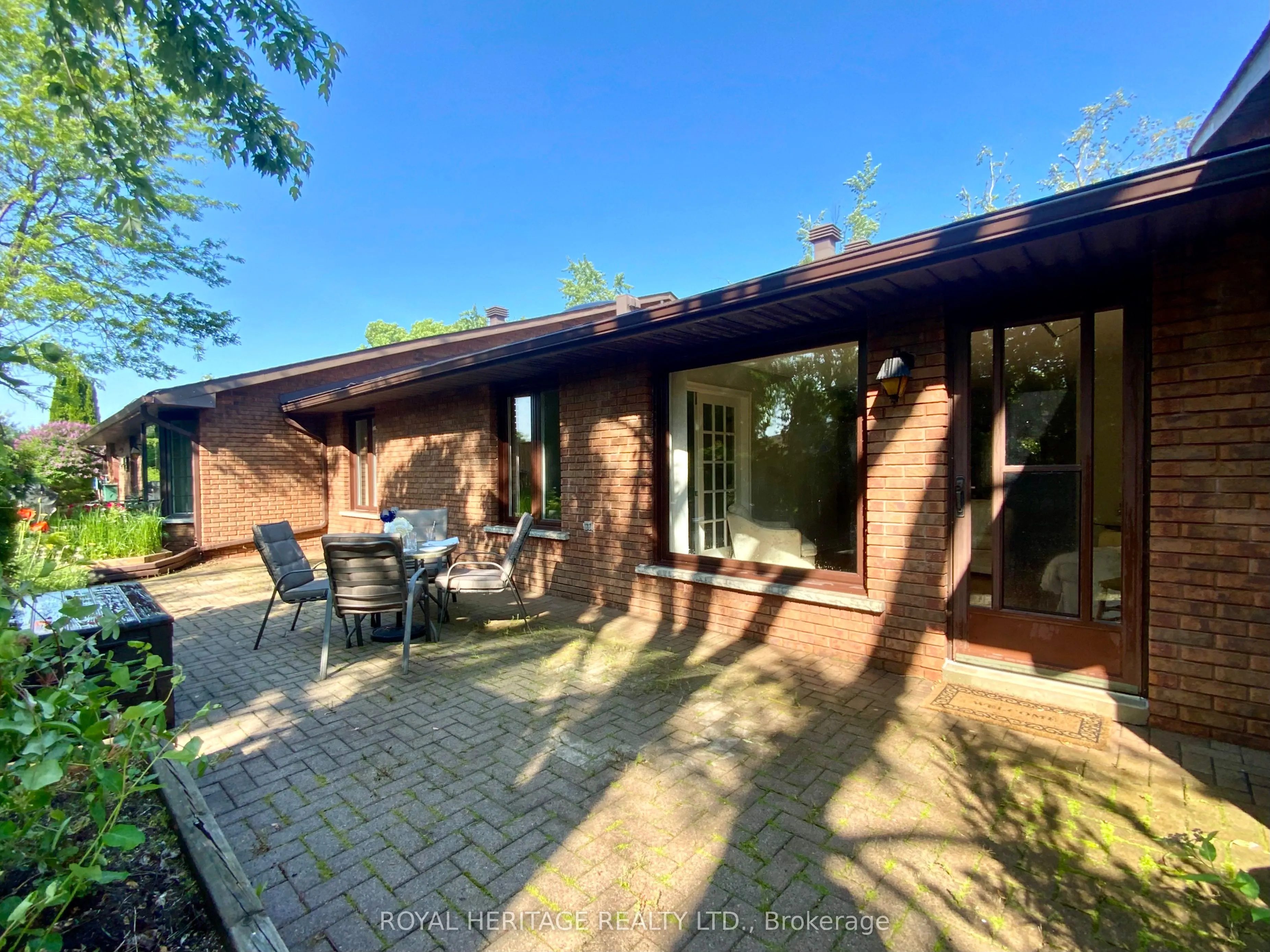 200 East Street S, #405