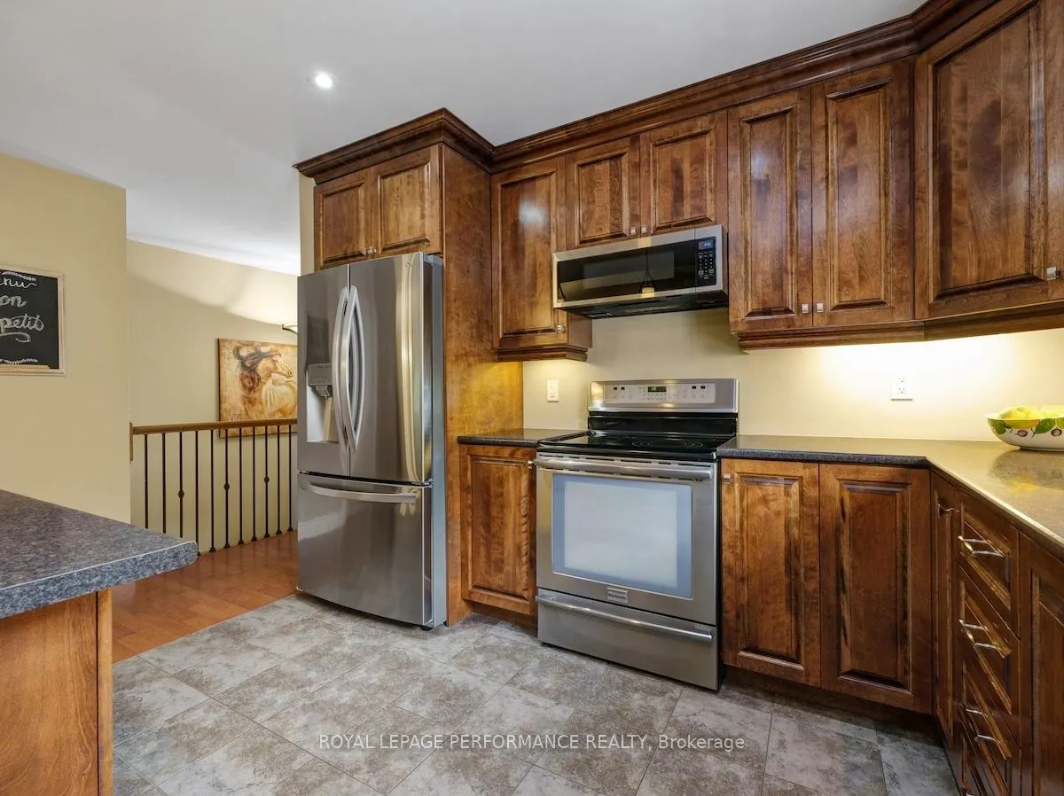 128 Station Trail