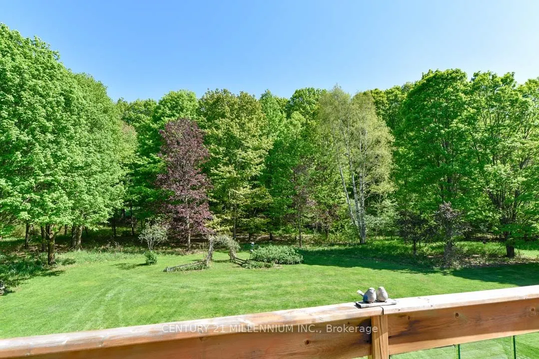 248504 5 Sideroad